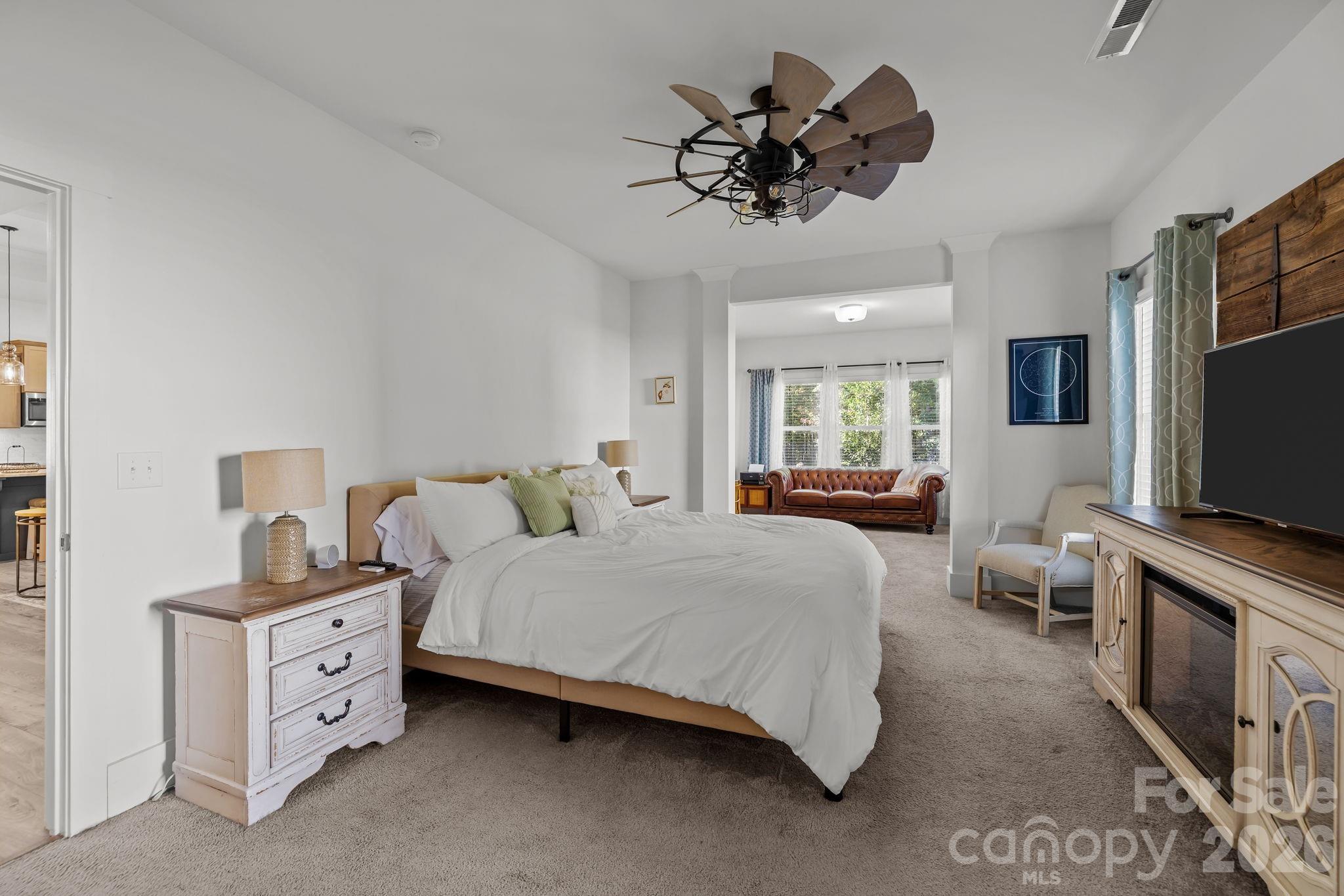 1512 Trevino Way