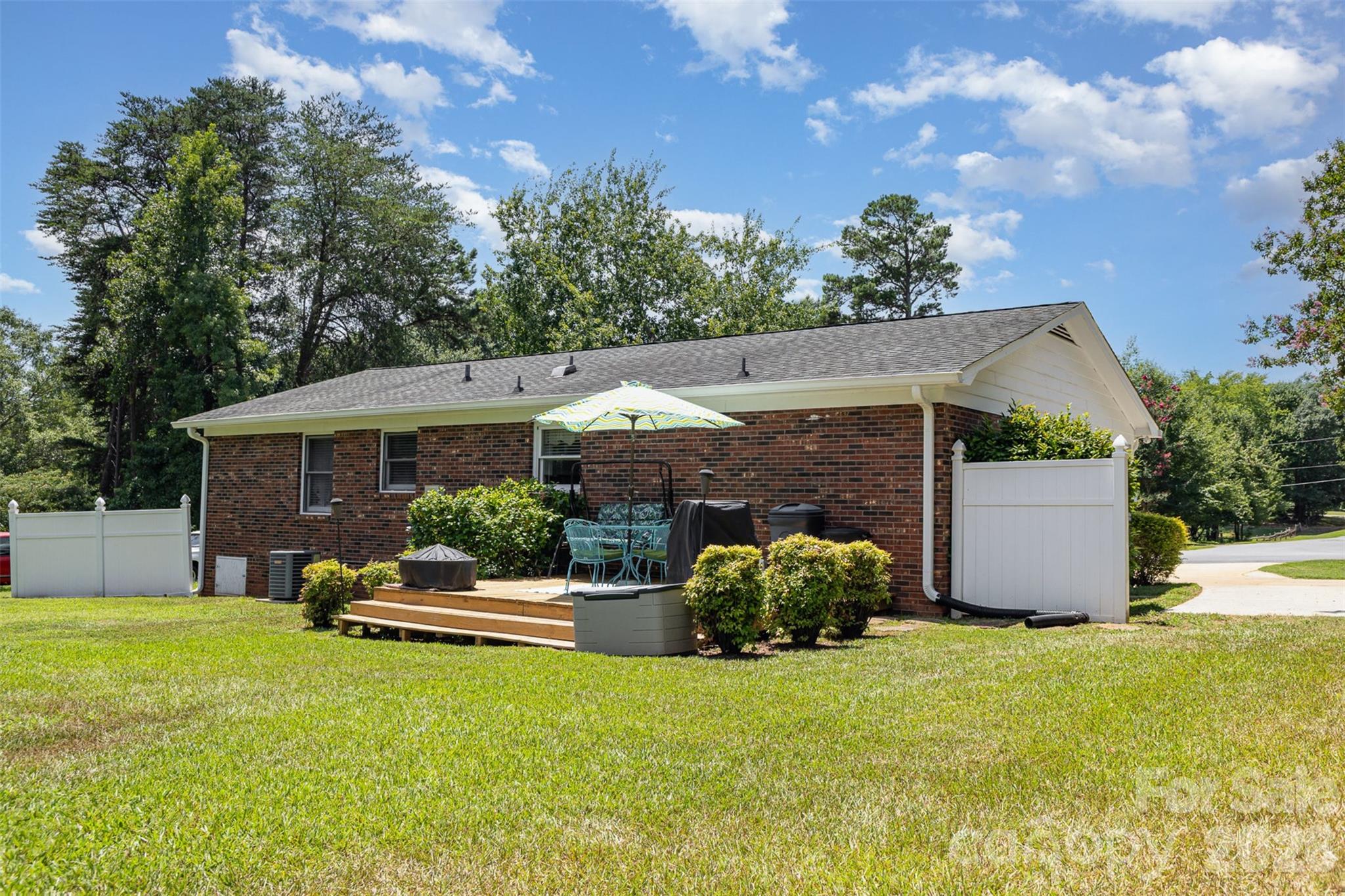 2028 Rock Springs Circle