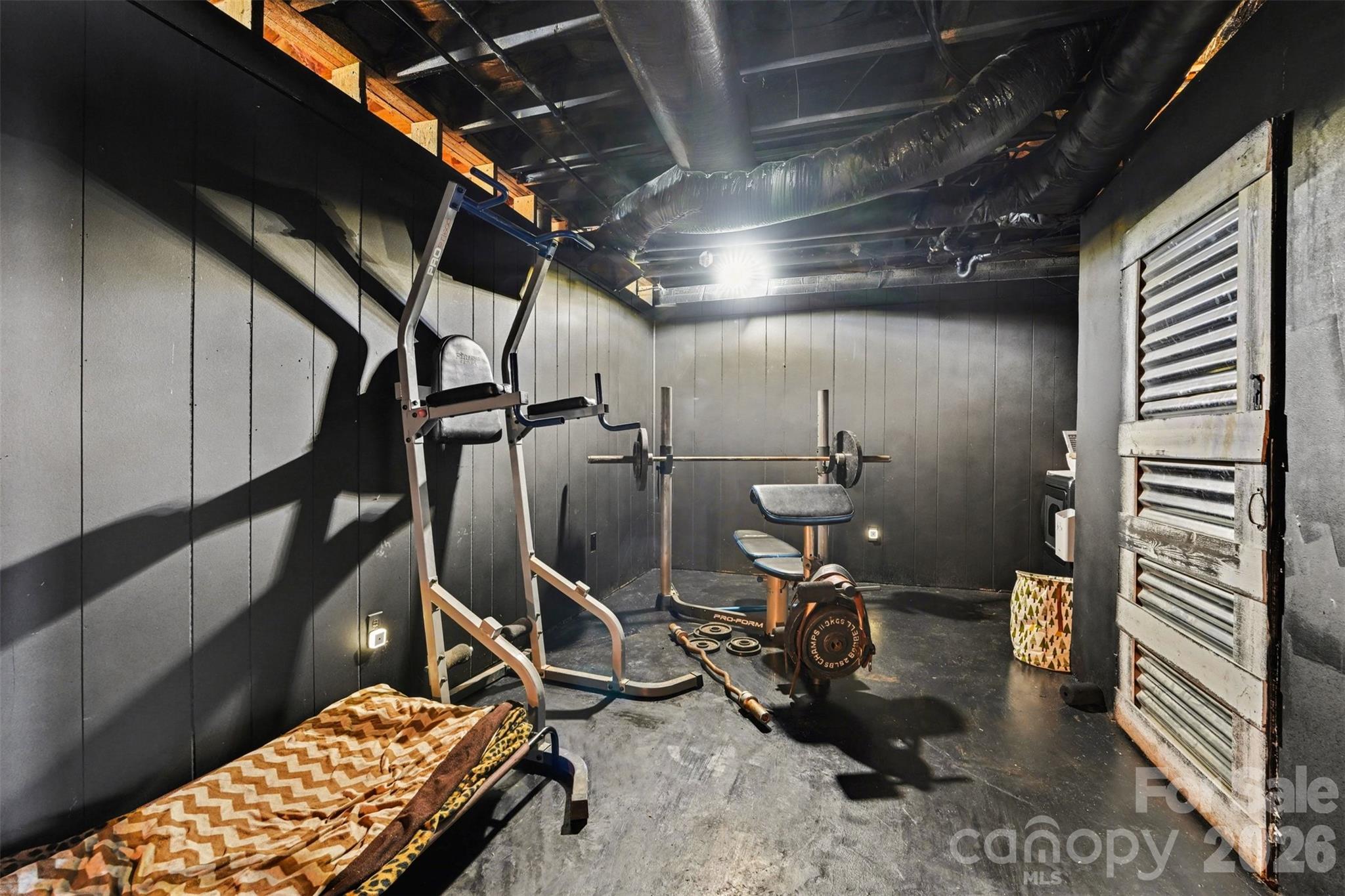 5475 Pine Ridge Drive