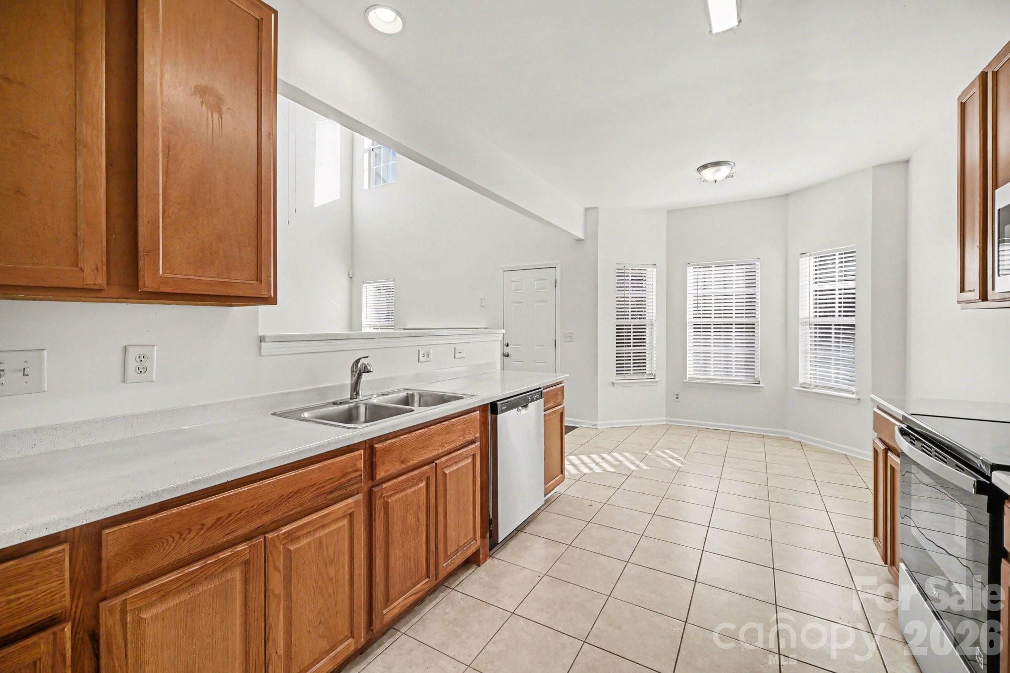 925 Southridge Drive