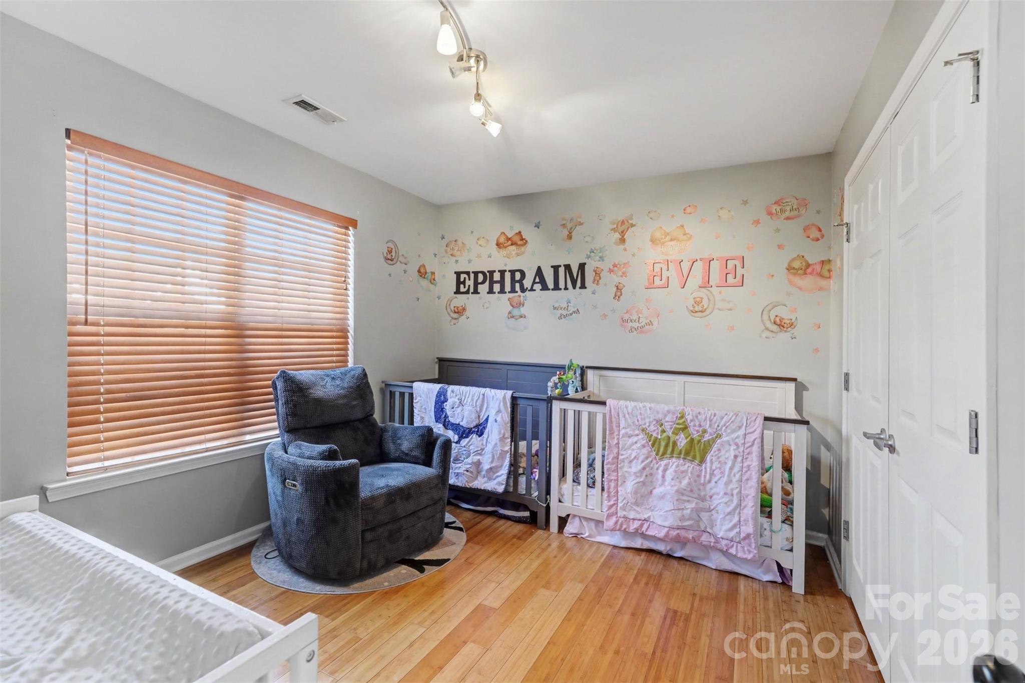 1432 Bedlington Drive NW