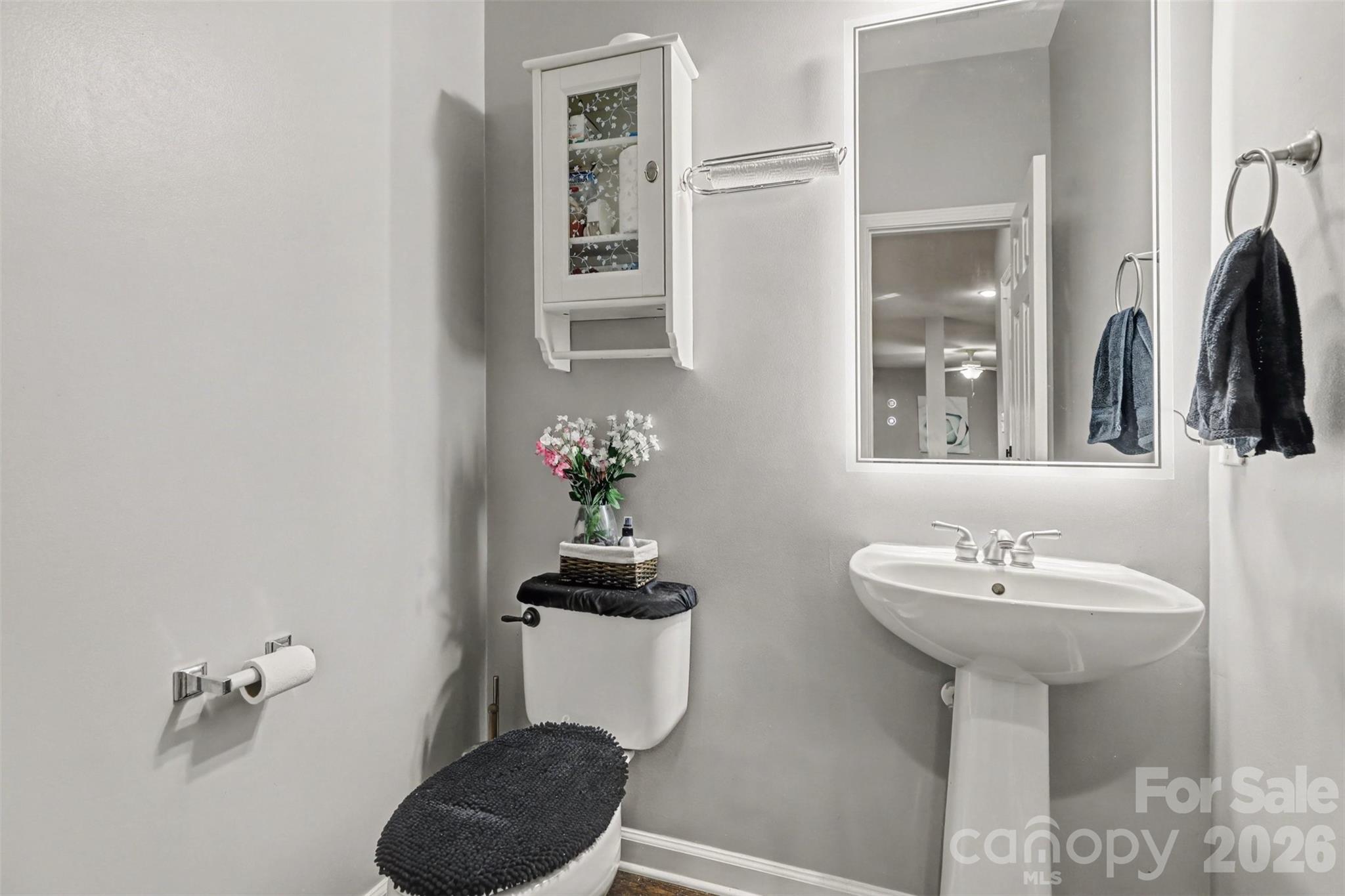 1432 Bedlington Drive NW