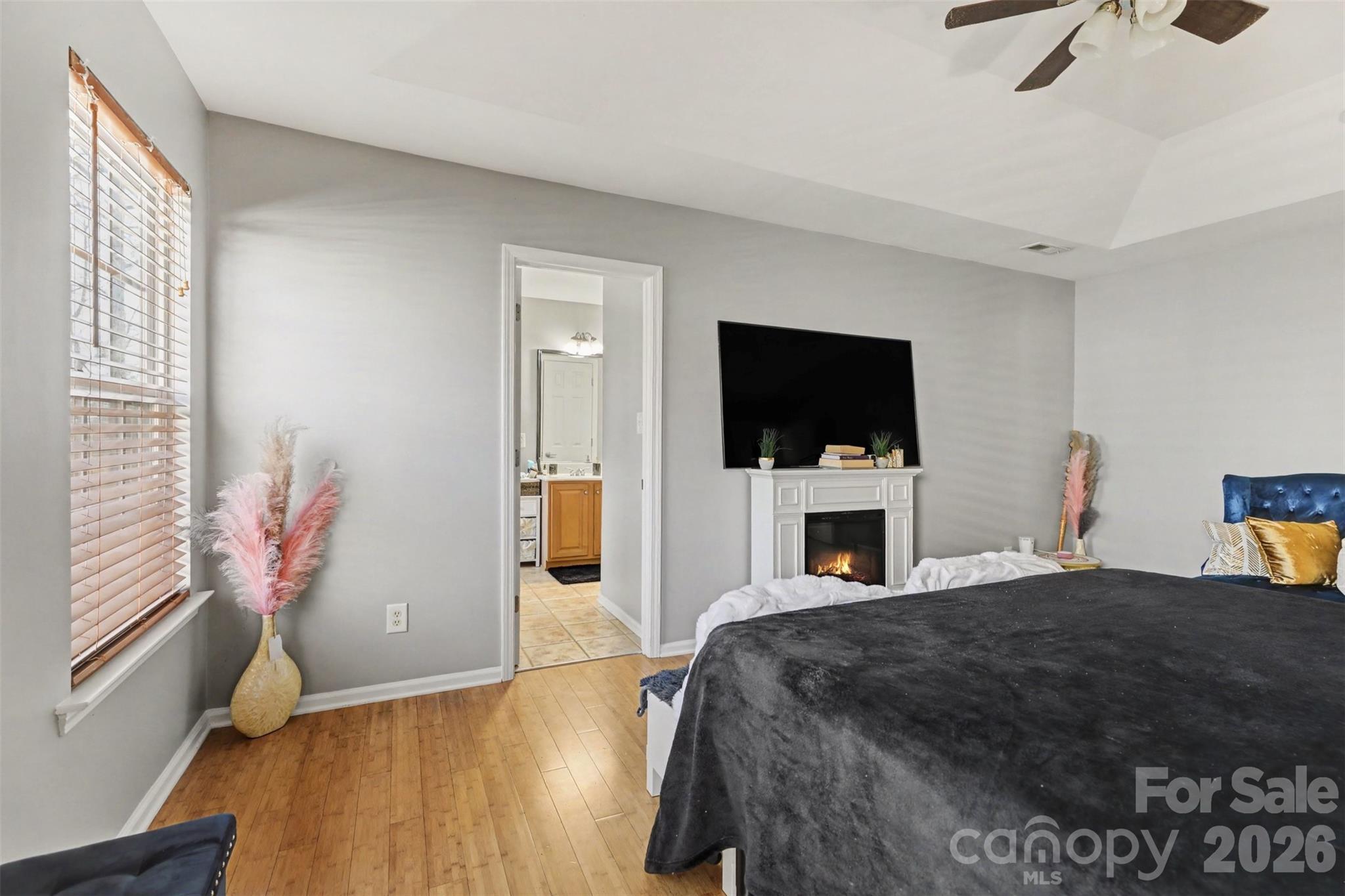 1432 Bedlington Drive NW