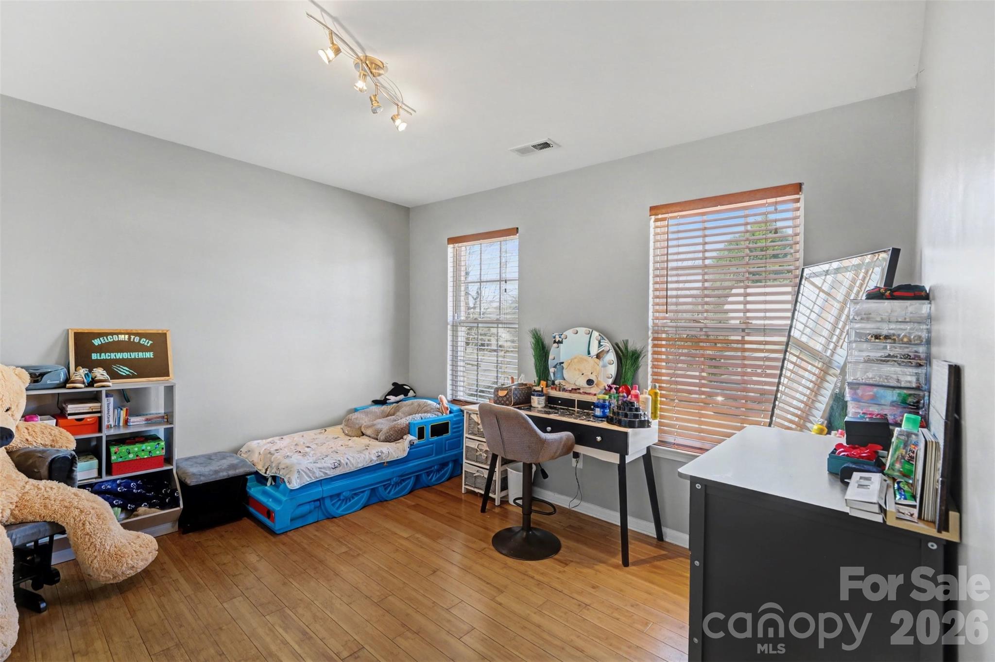 1432 Bedlington Drive NW