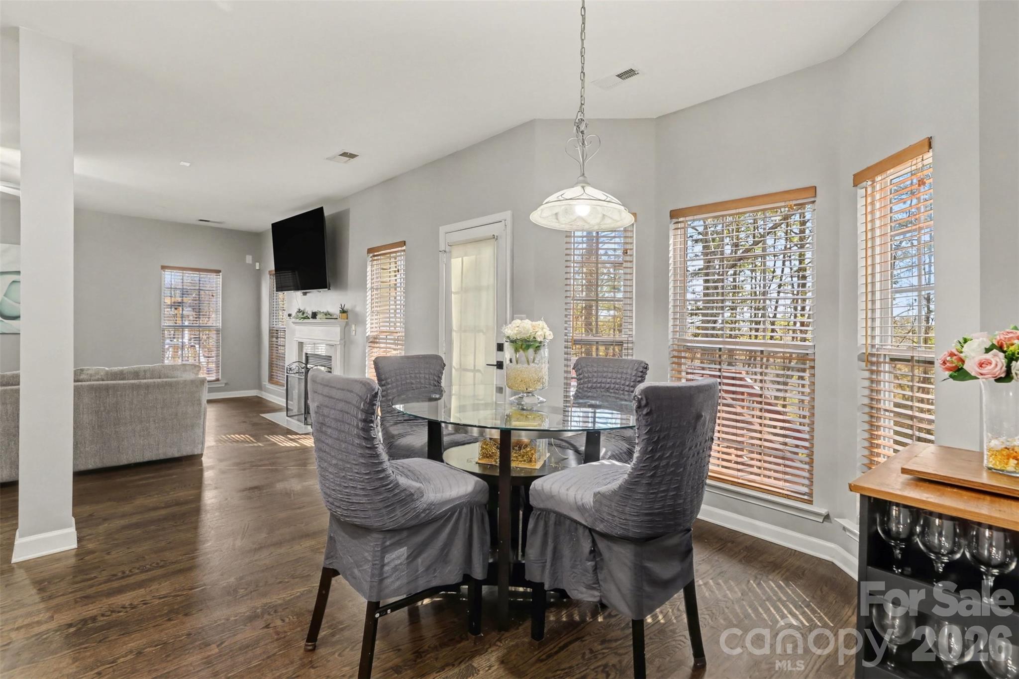 1432 Bedlington Drive NW