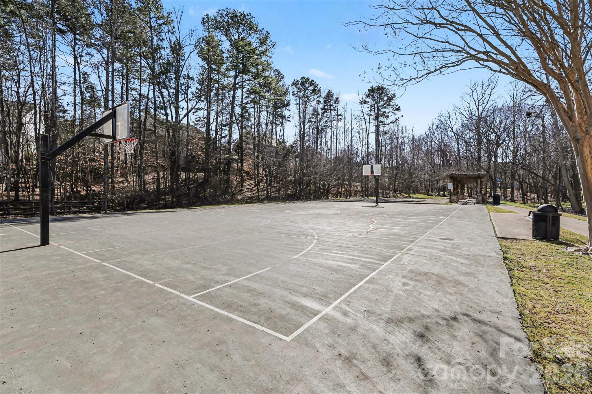 1432 Bedlington Drive NW