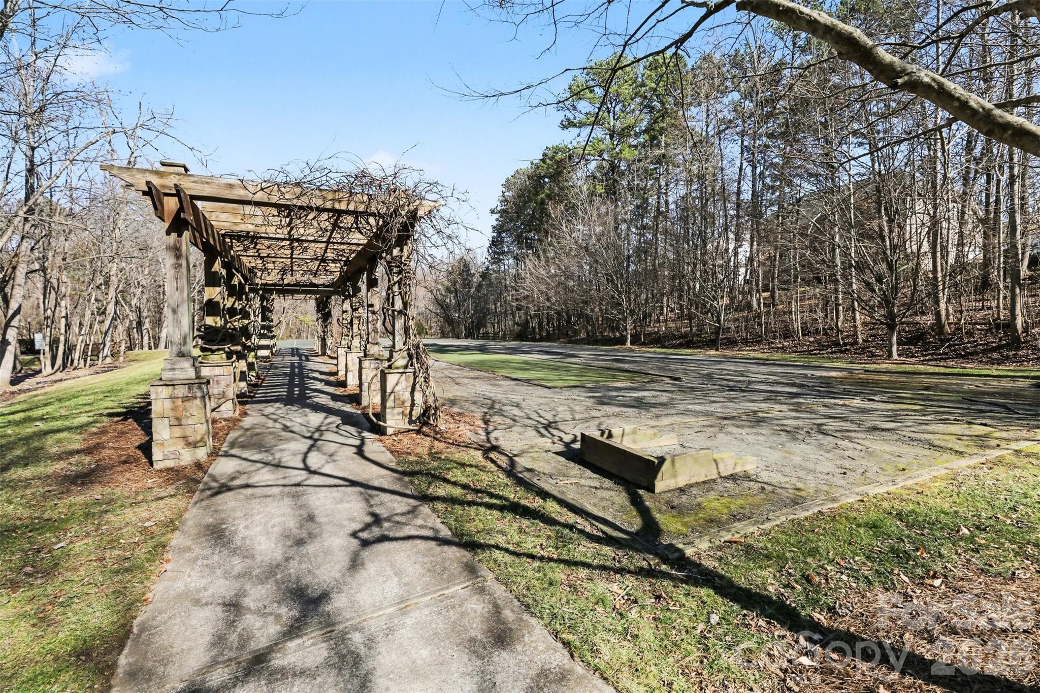 1432 Bedlington Drive NW