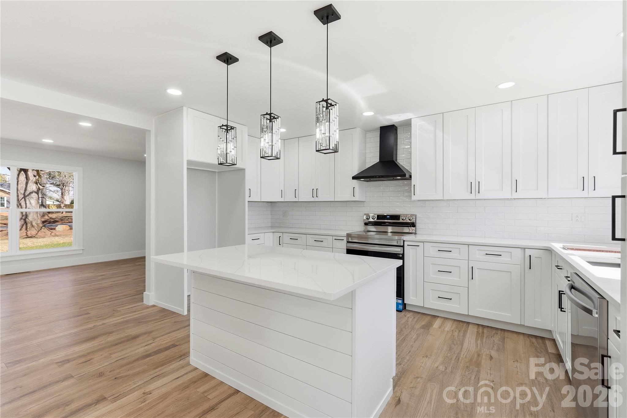 7834 Rainbow Drive