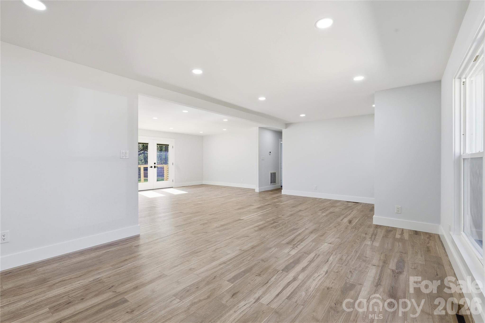7834 Rainbow Drive