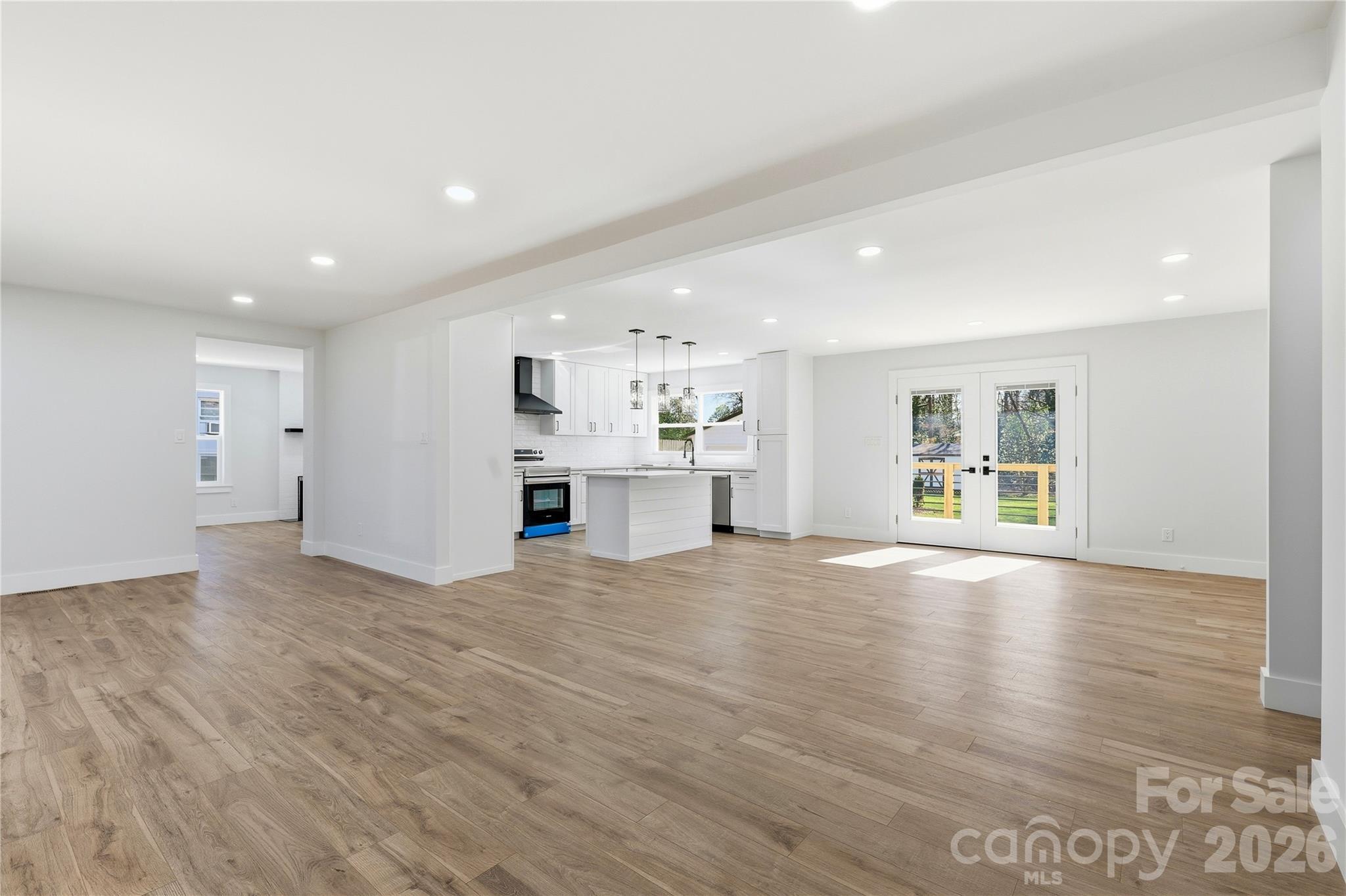 7834 Rainbow Drive
