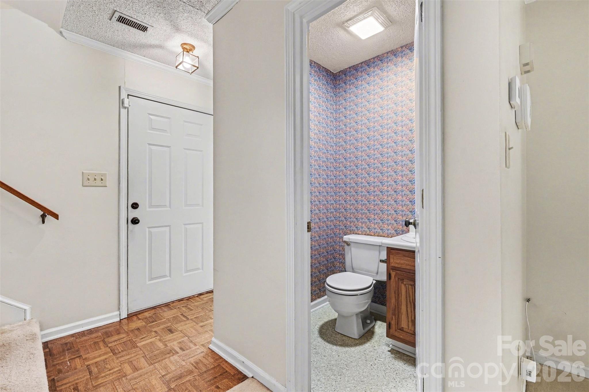 1036 Wexford Place NW