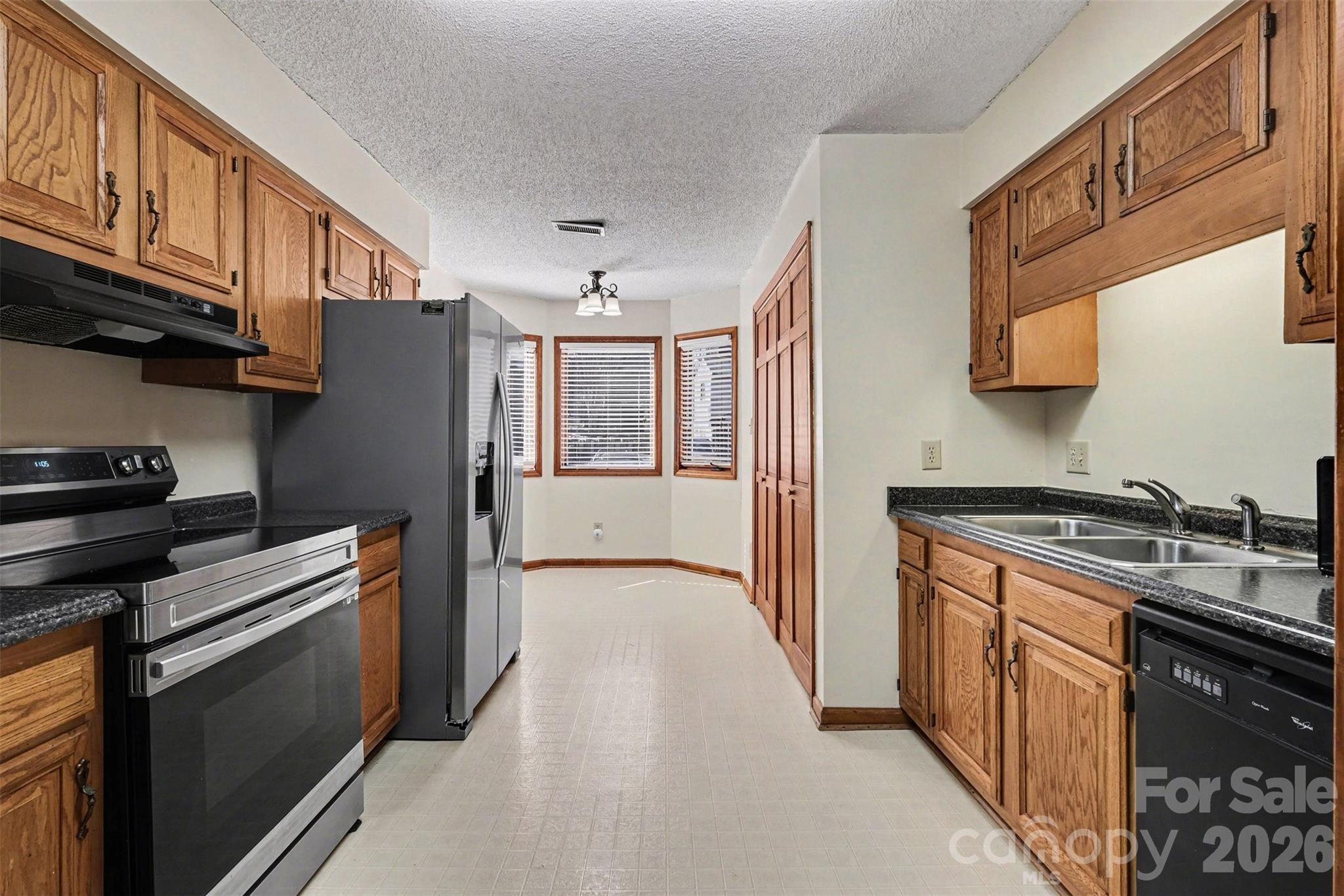 1036 Wexford Place NW