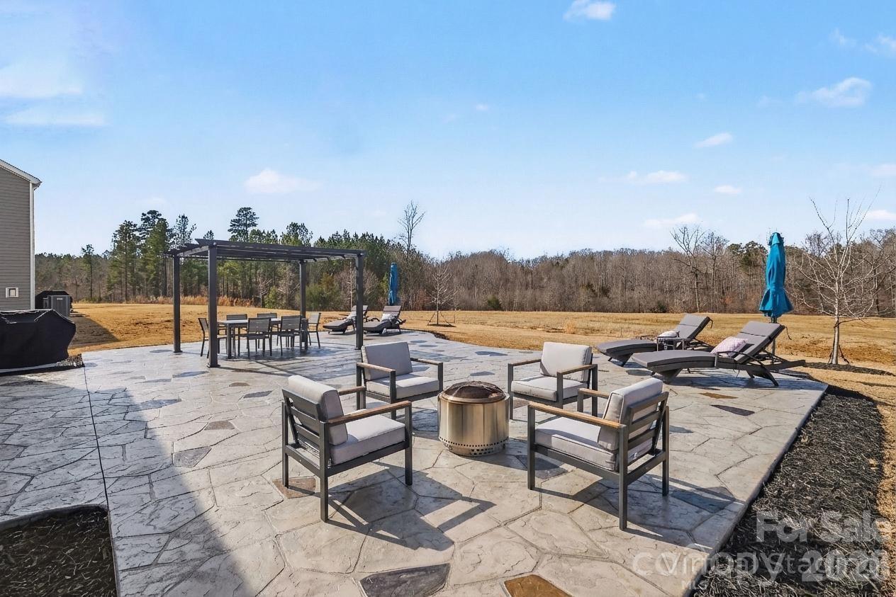 7991 Stonehouse Drive