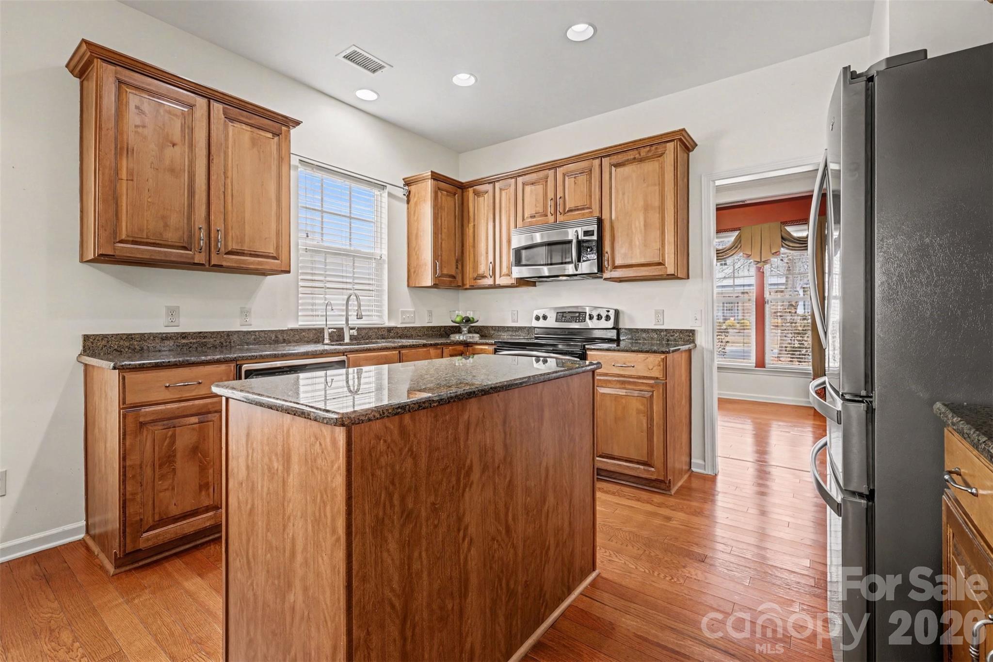 2124 Ashley River Road