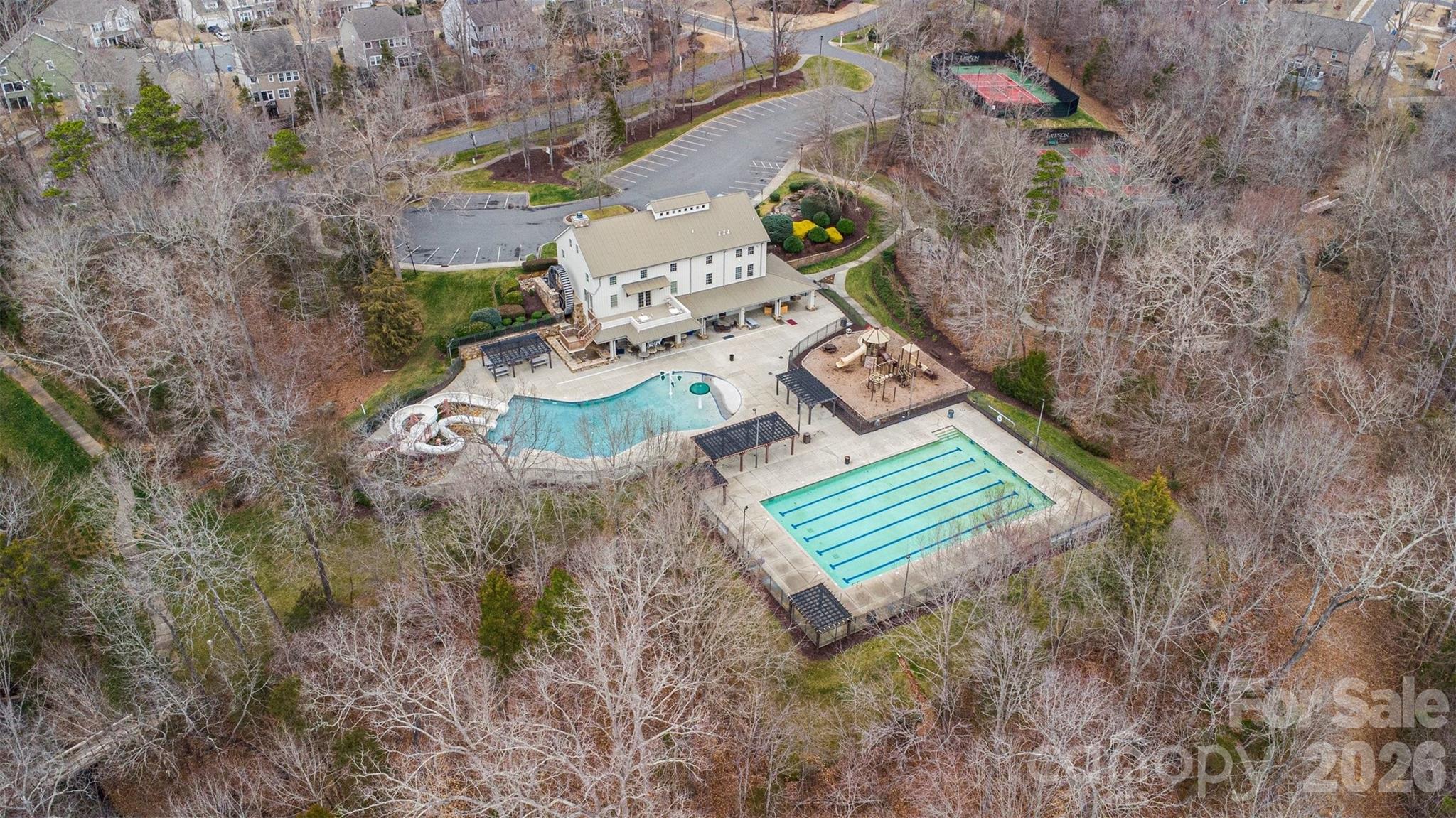 2124 Ashley River Road