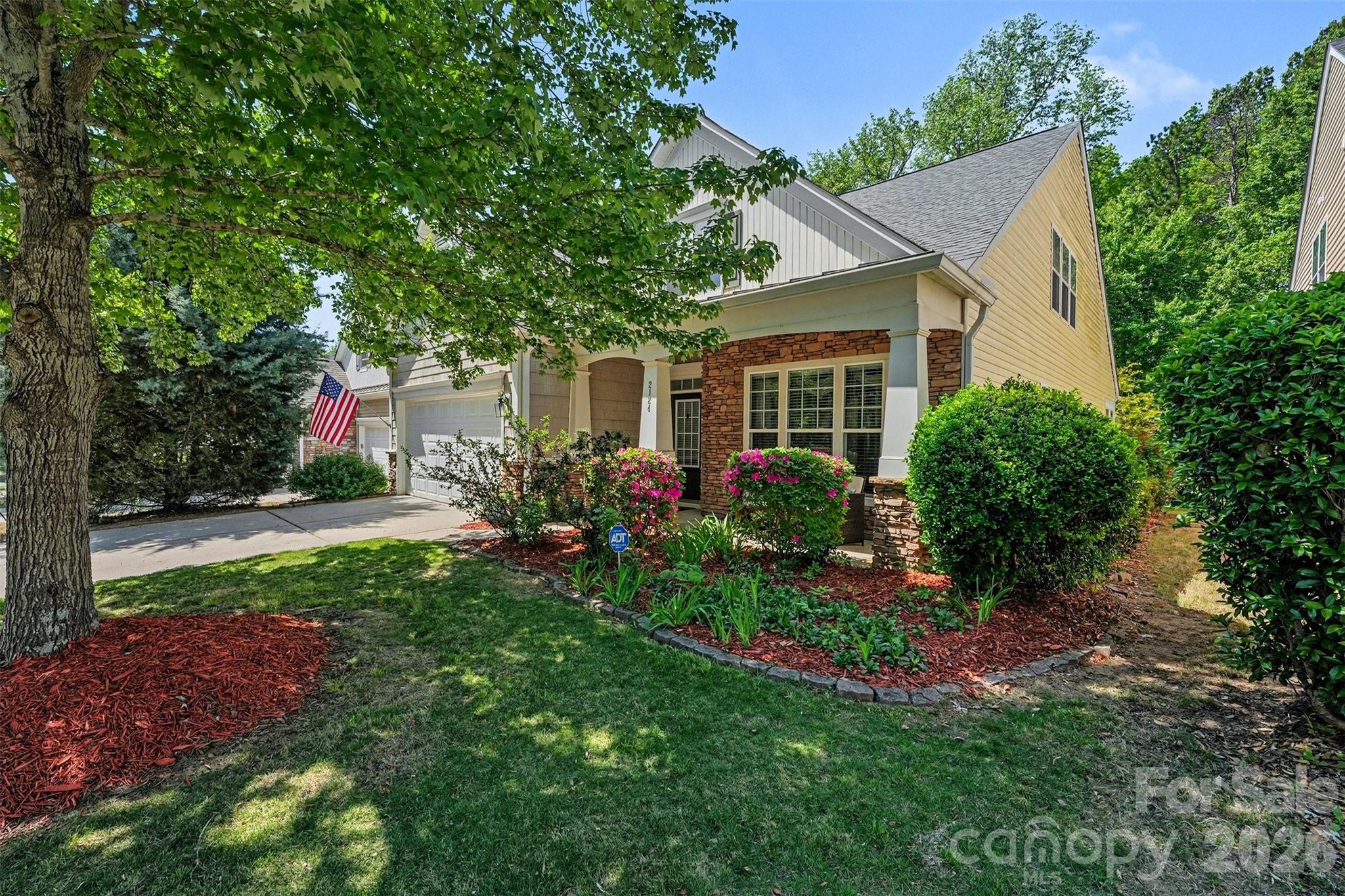 2124 Ashley River Road