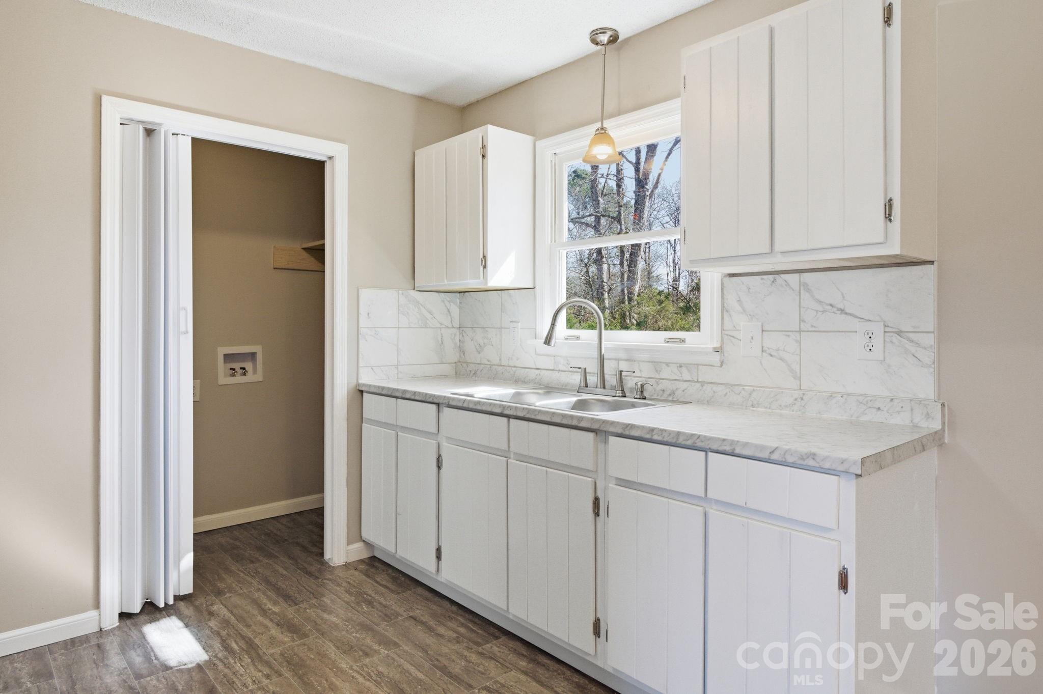 707 Creekridge Drive