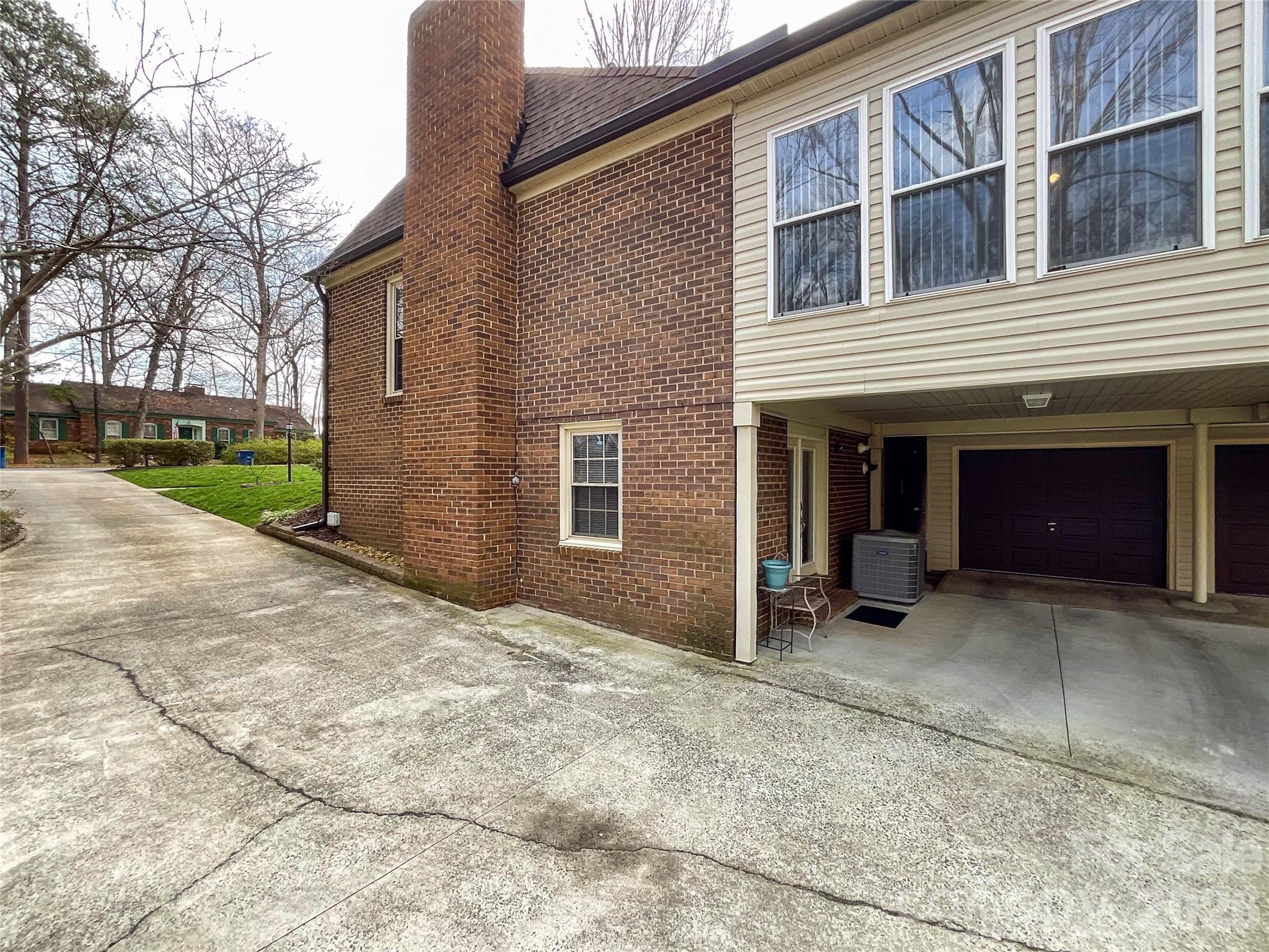 15920 Fieldstone Drive