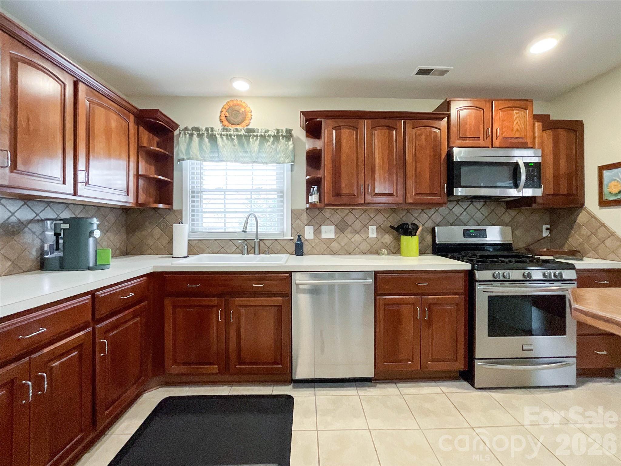 15920 Fieldstone Drive