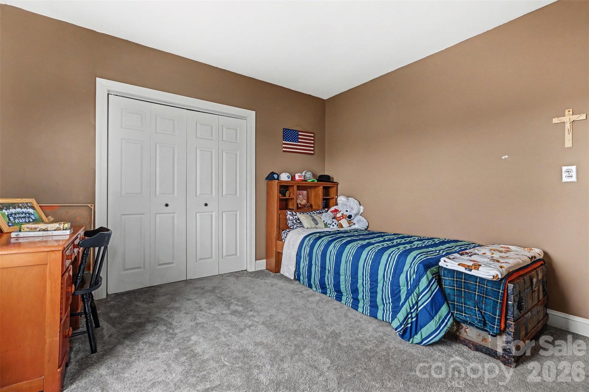 2262 Center Road