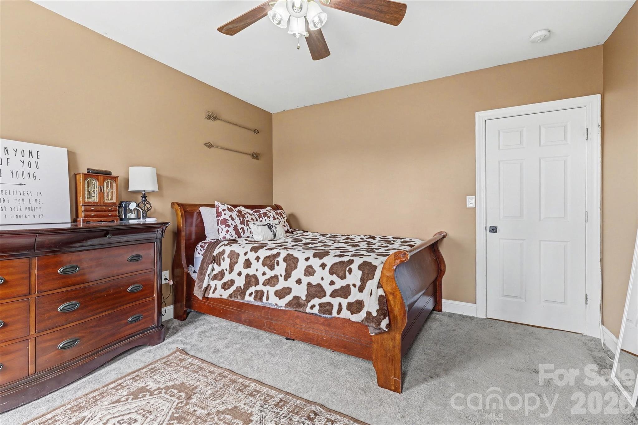2262 Center Road