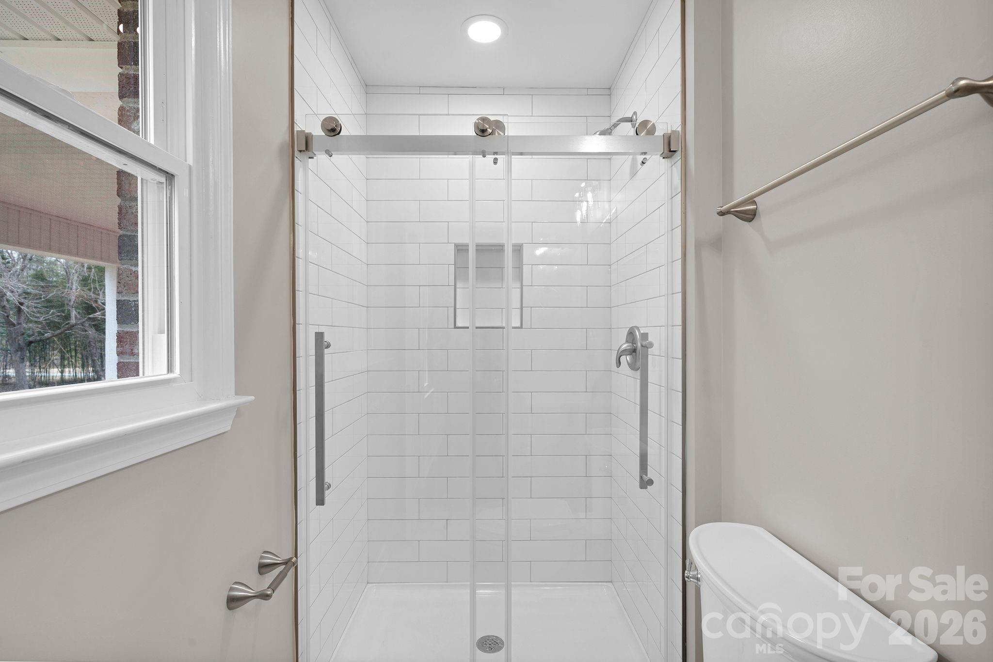 6125 Holland Drive Unit: 6