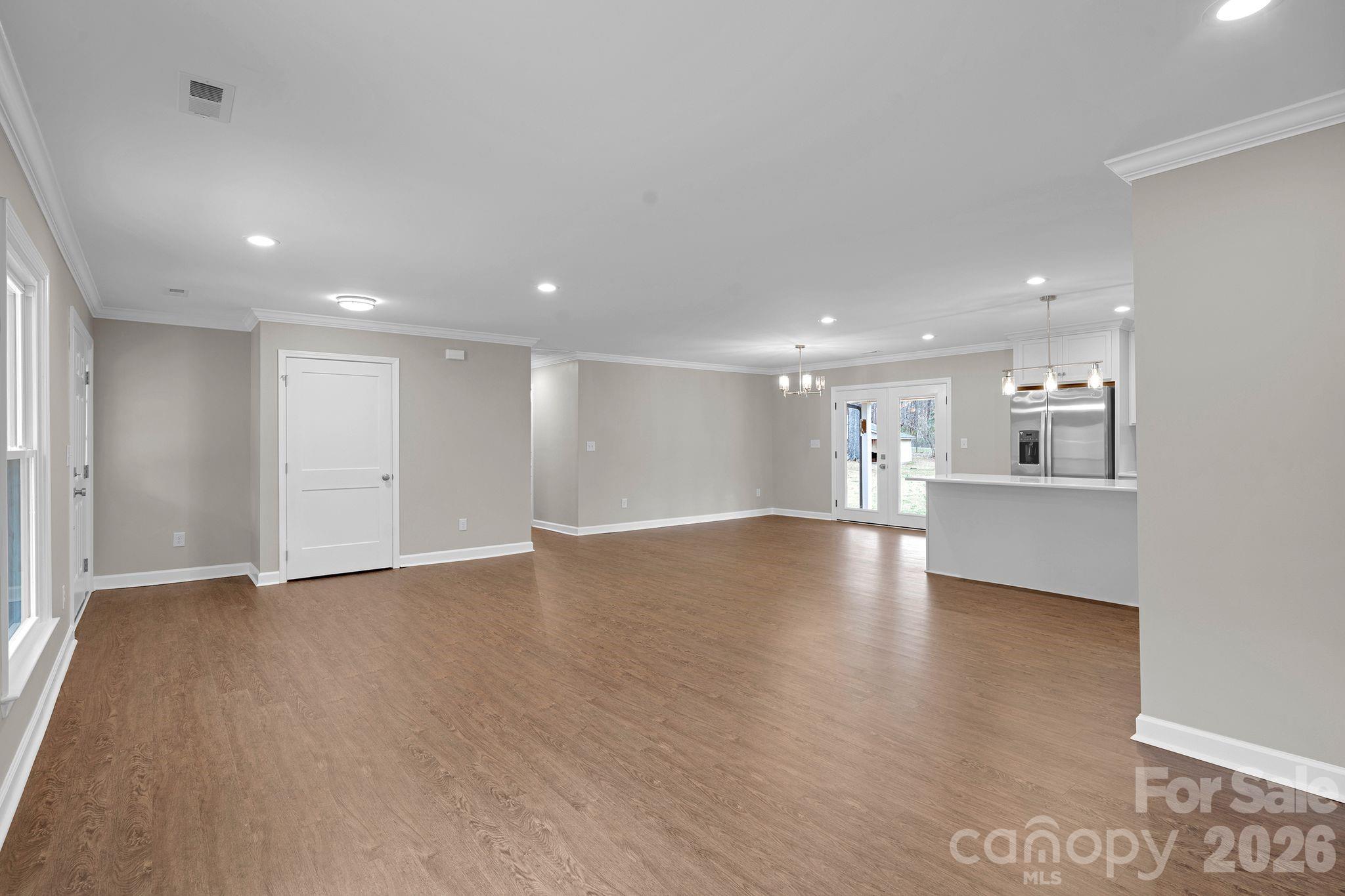 6125 Holland Drive Unit: 6