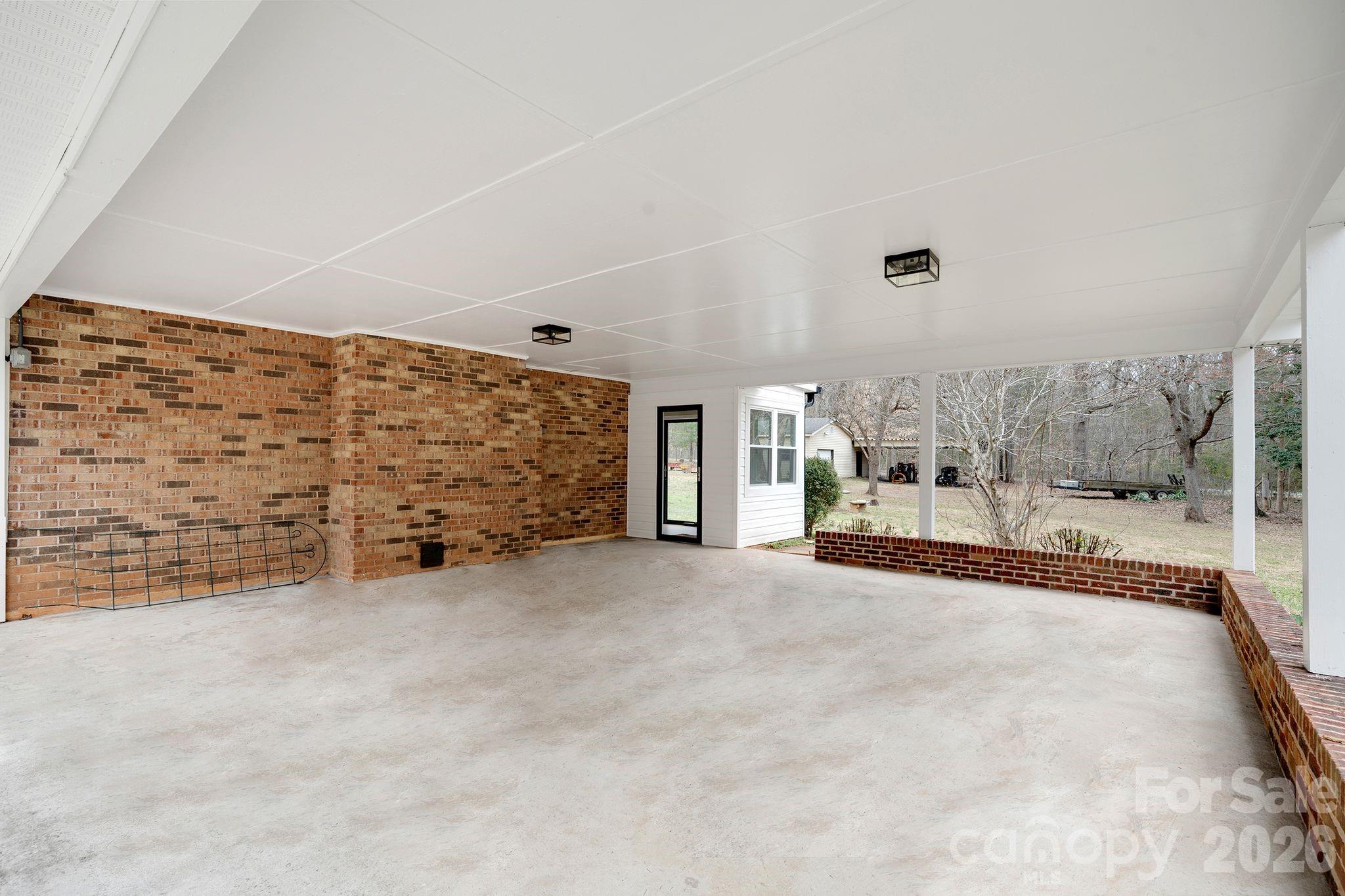 6125 Holland Drive Unit: 6