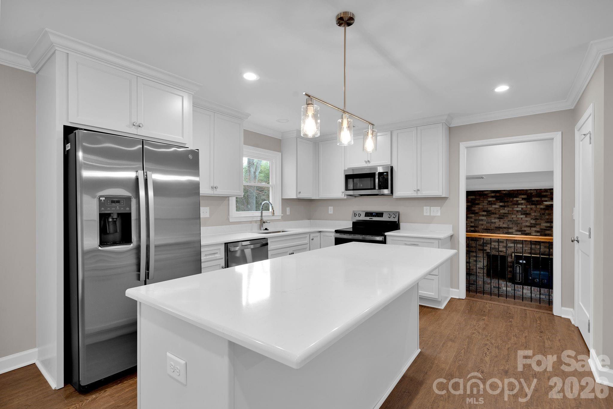 6125 Holland Drive Unit: 6