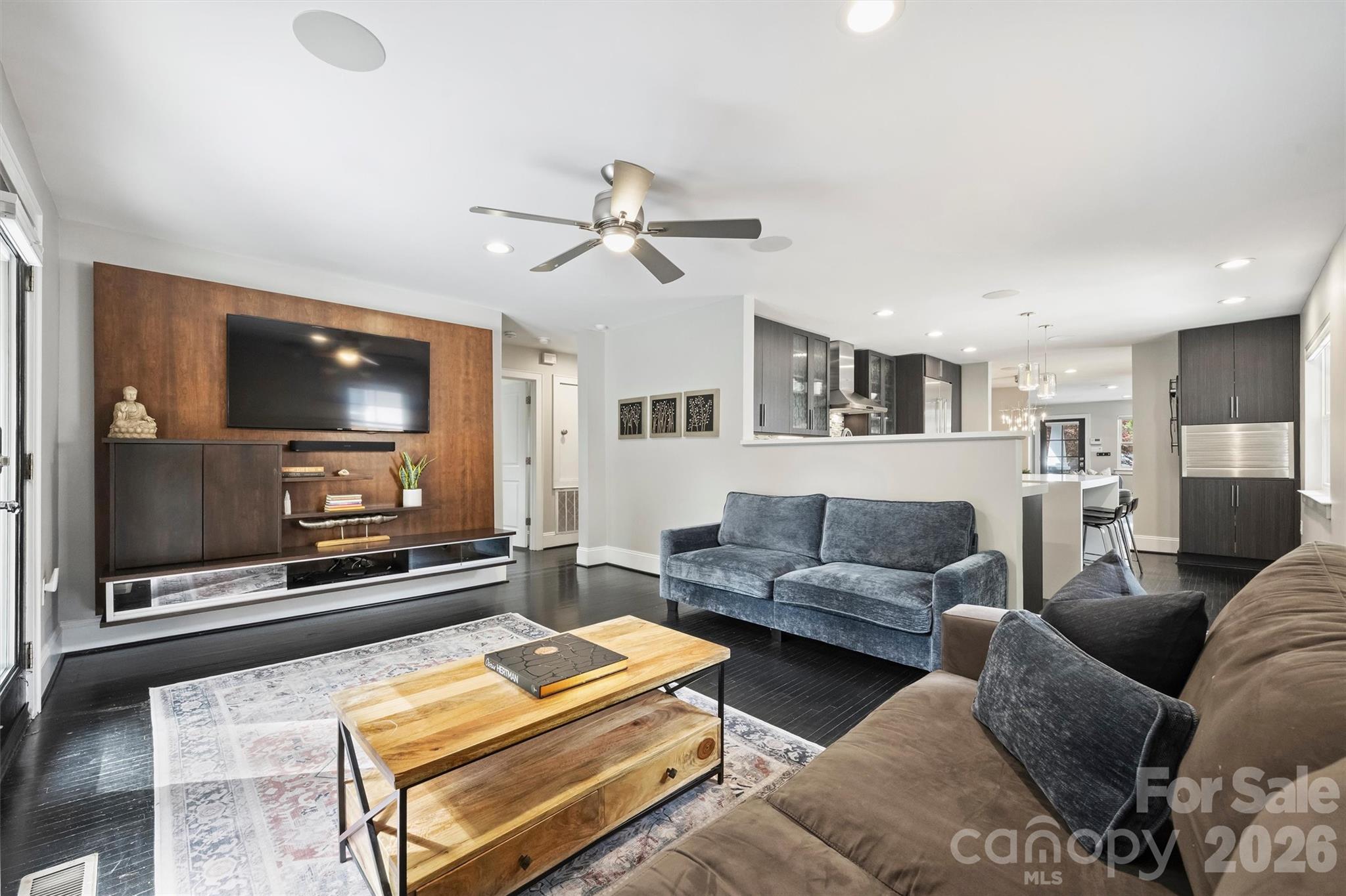 1734 Club Road