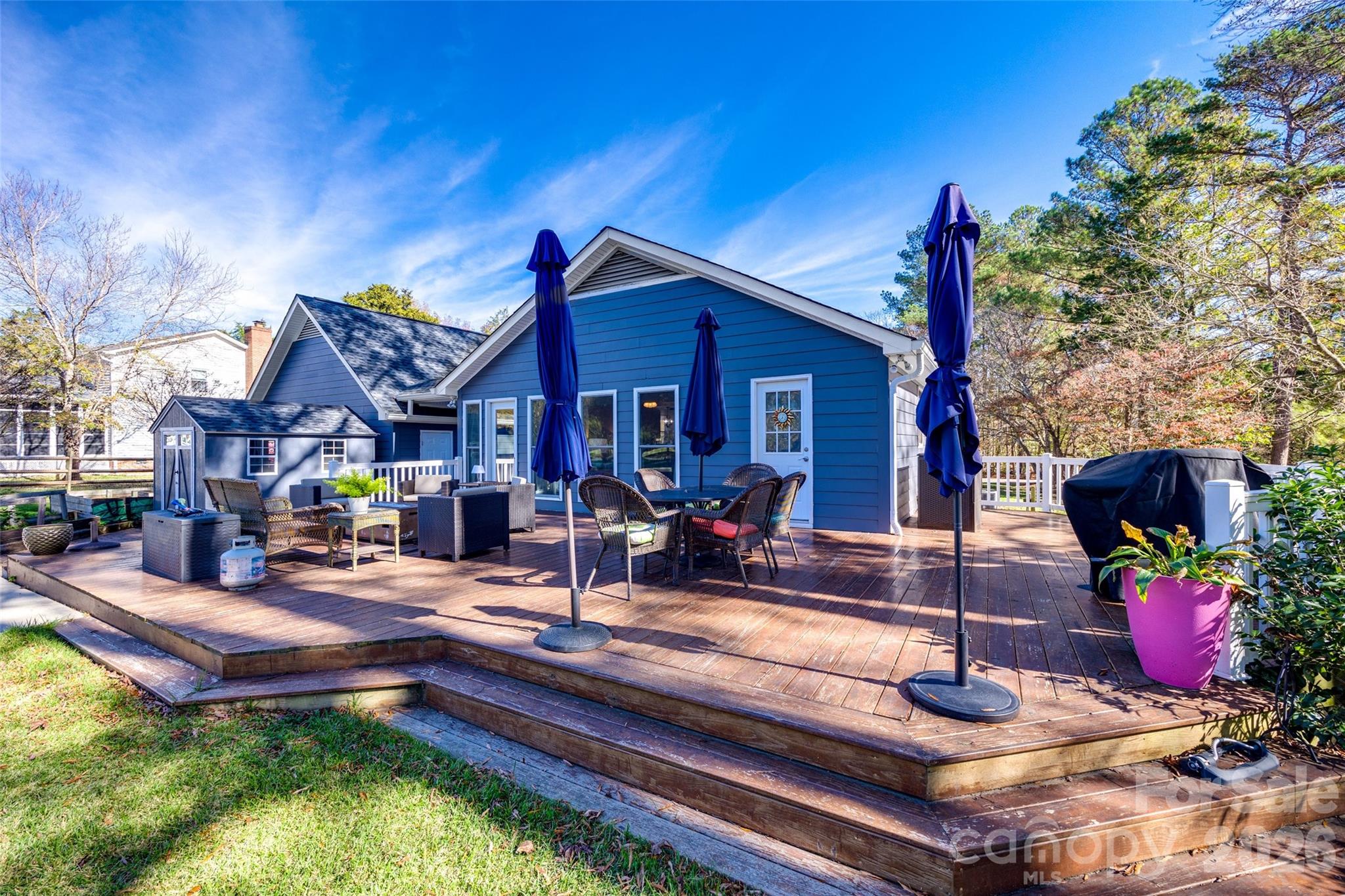 2915 Timber Ridge Lane