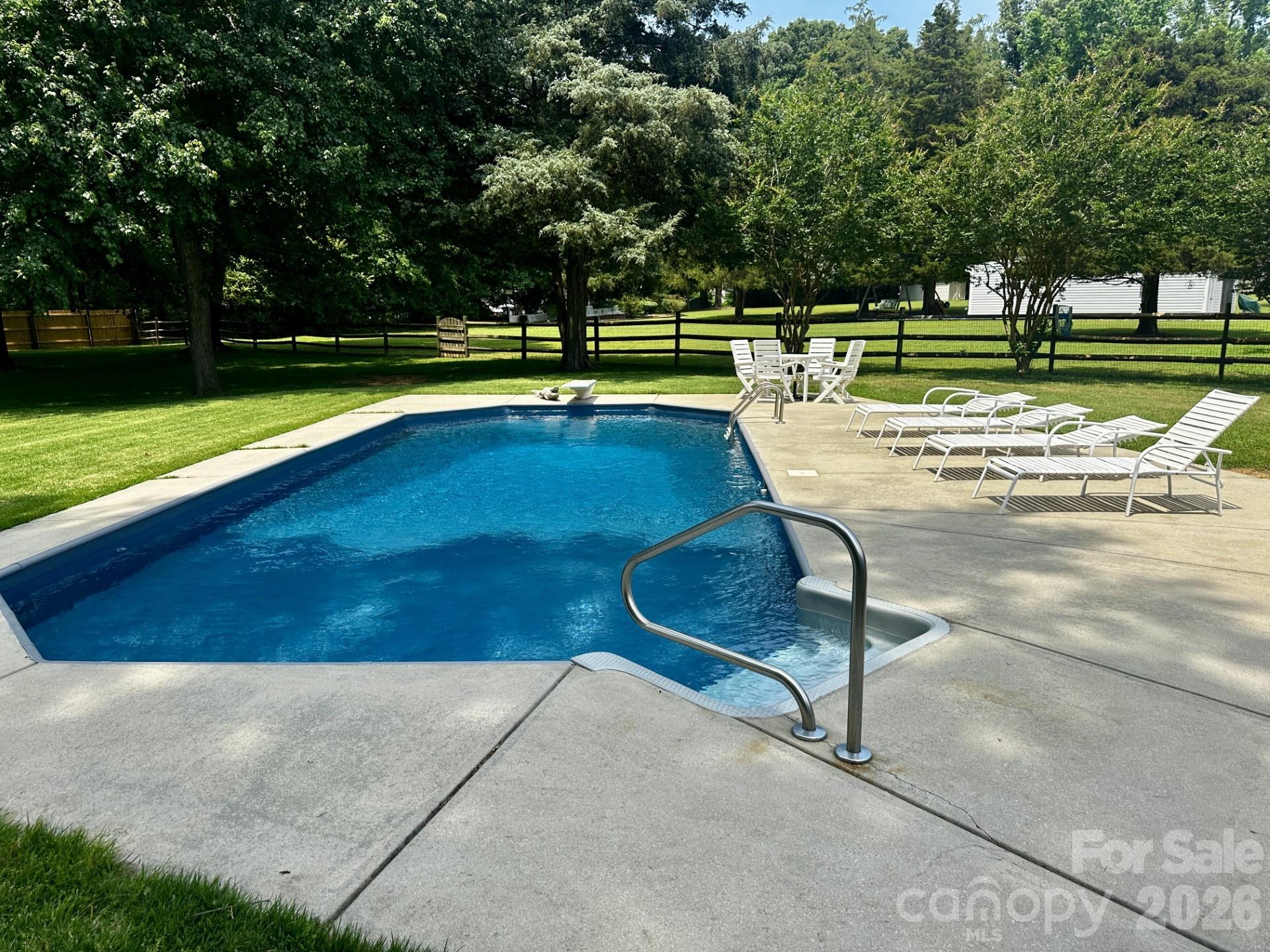 2915 Timber Ridge Lane