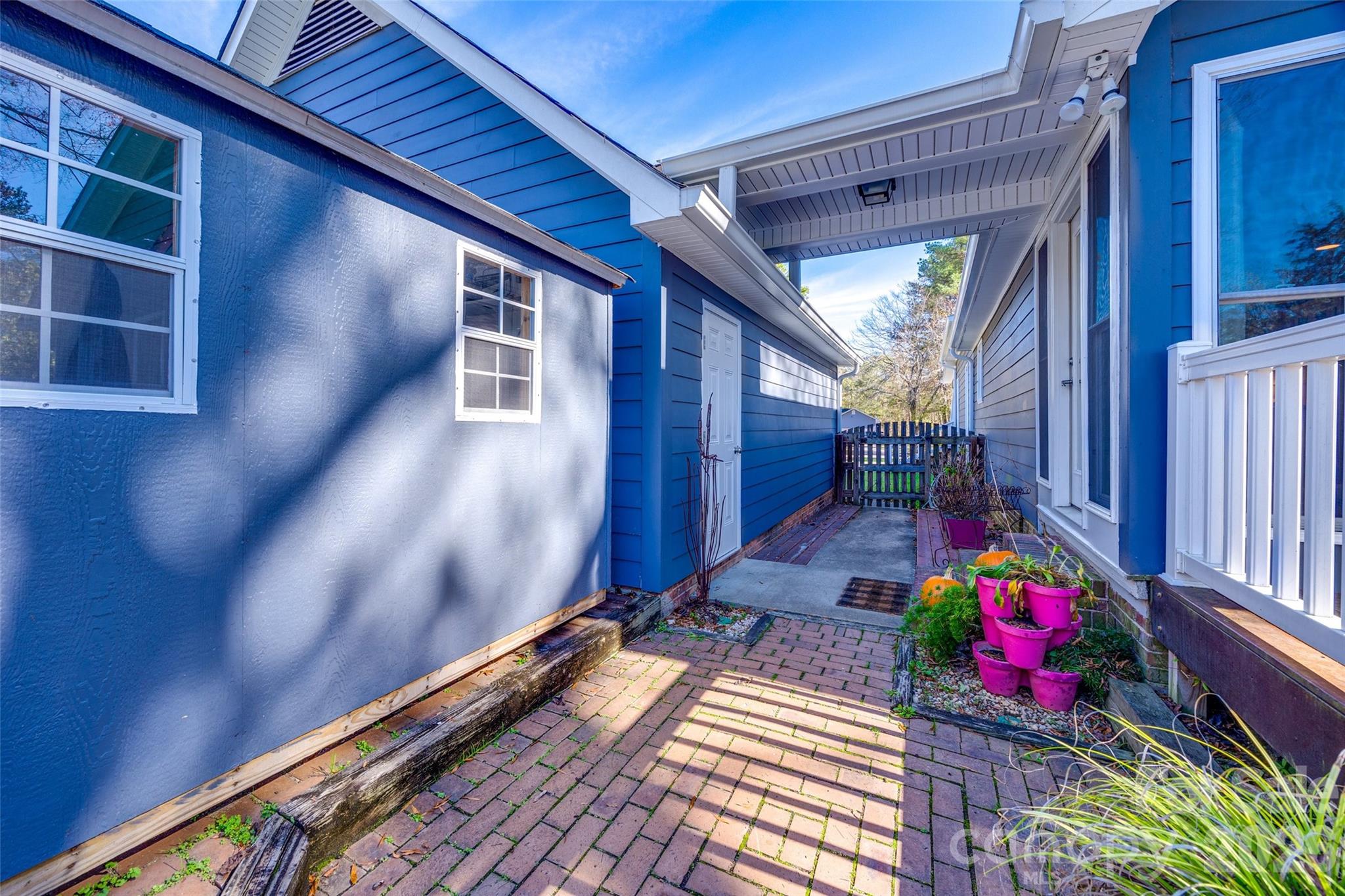 2915 Timber Ridge Lane