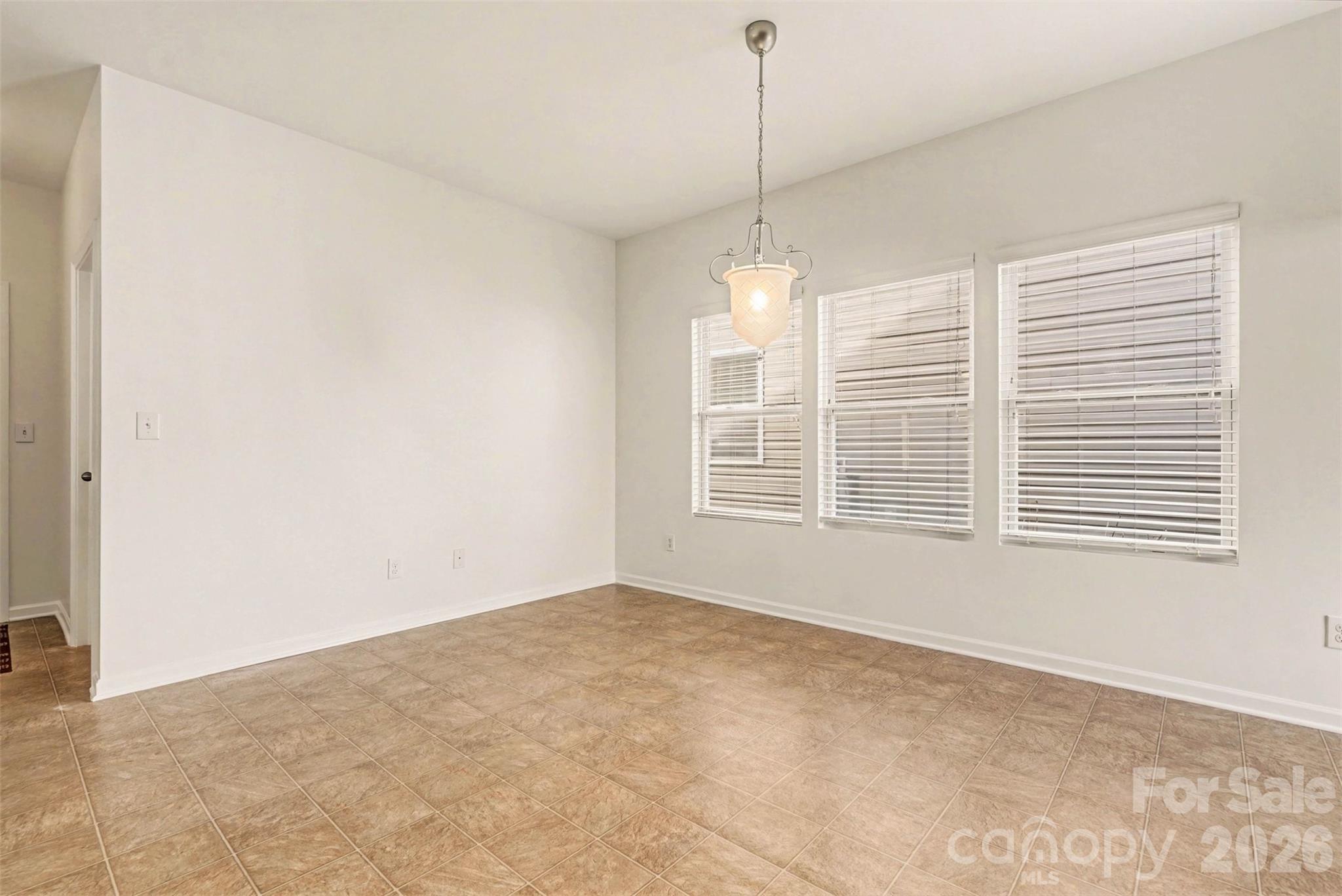 1061 Regal Manor Lane