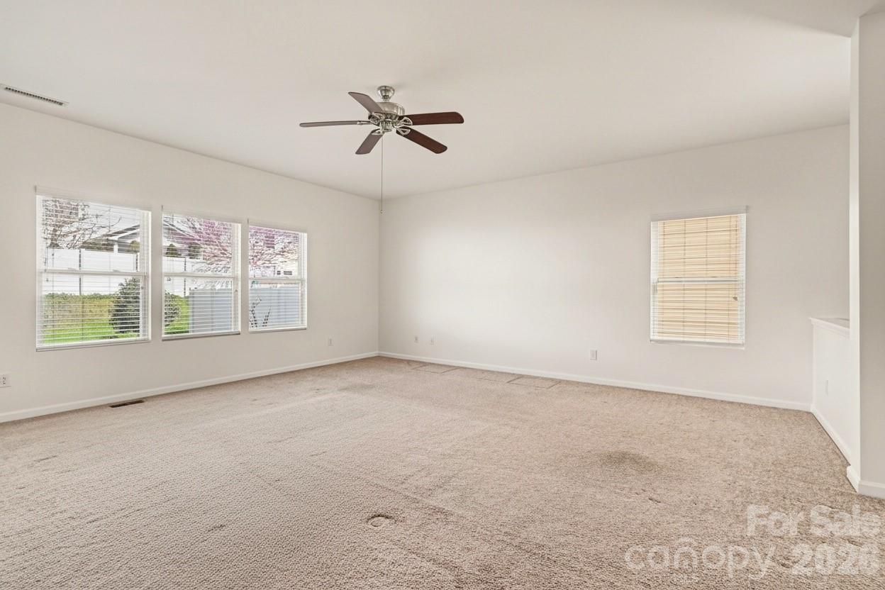 1061 Regal Manor Lane