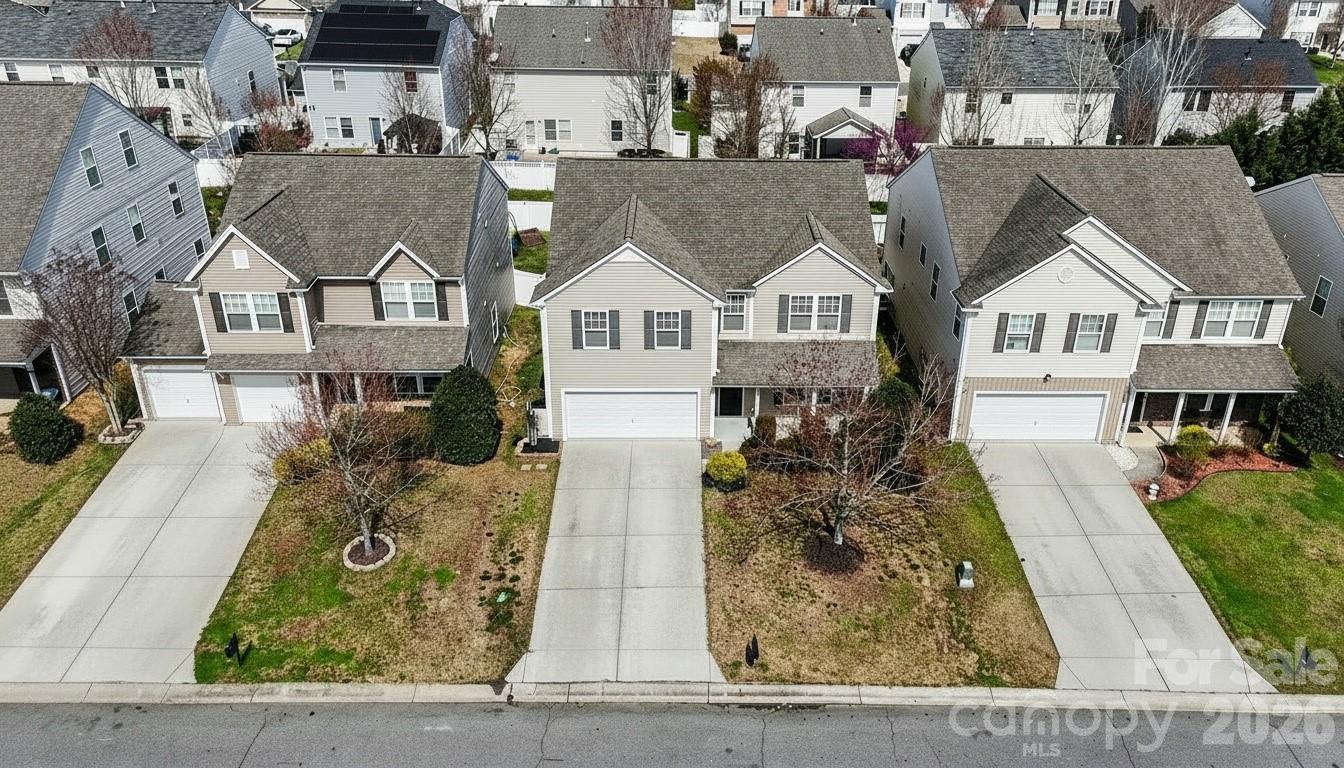 1061 Regal Manor Lane