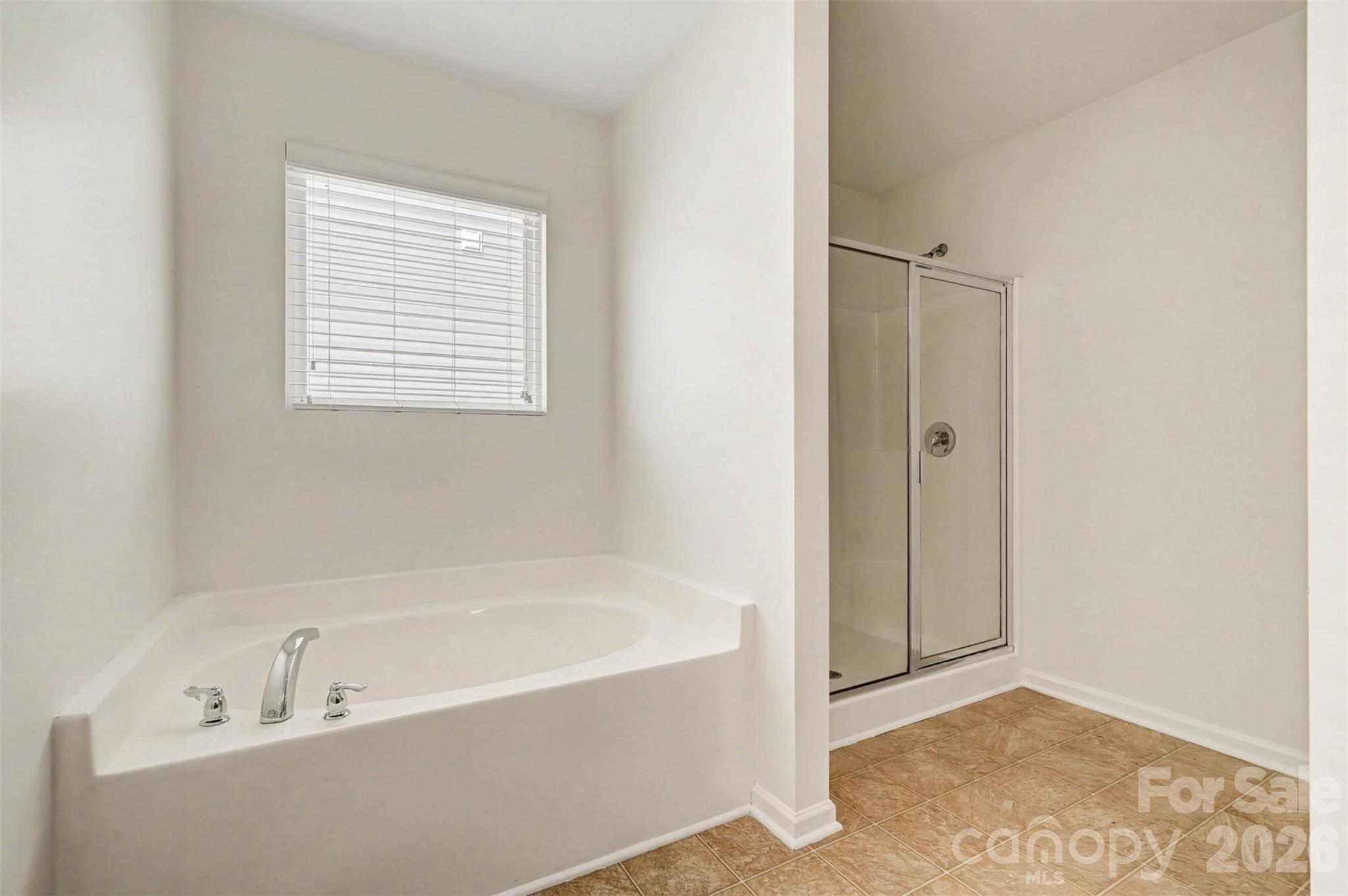 1061 Regal Manor Lane