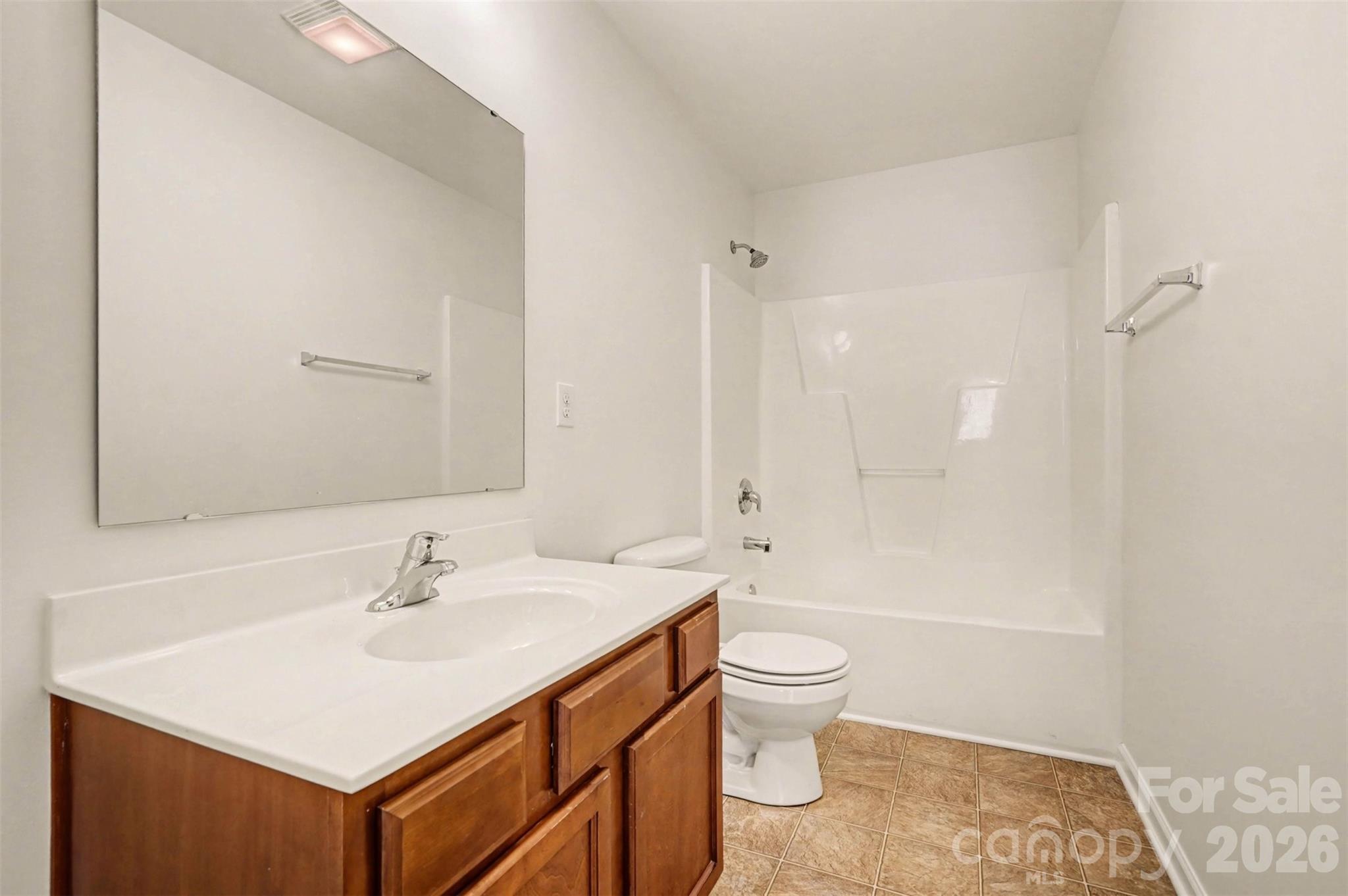 1061 Regal Manor Lane