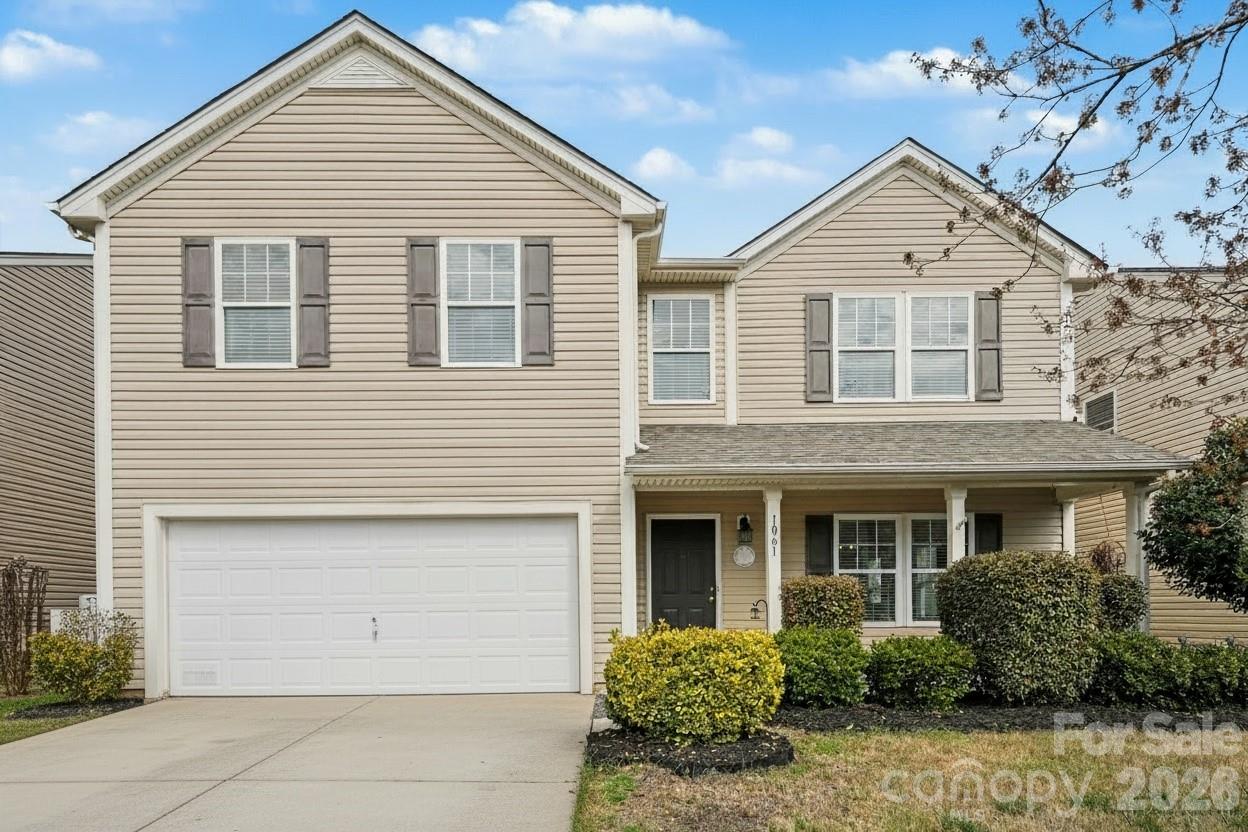 1061 Regal Manor Lane