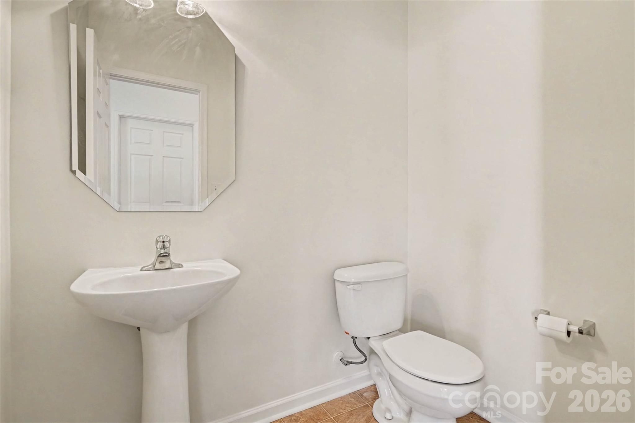 1061 Regal Manor Lane