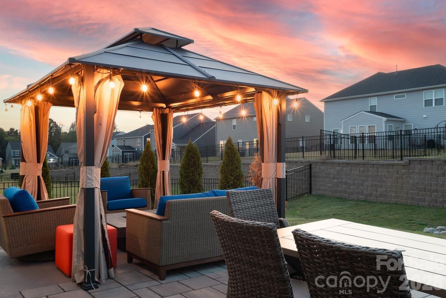 11004 Larkslea Lane