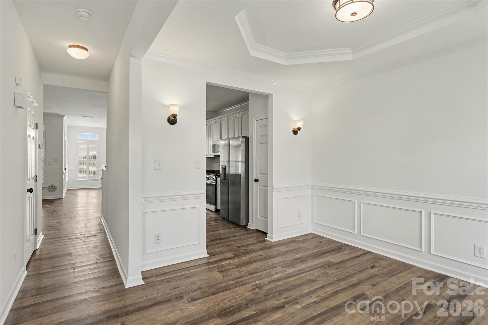 4043 Holly Villa Circle