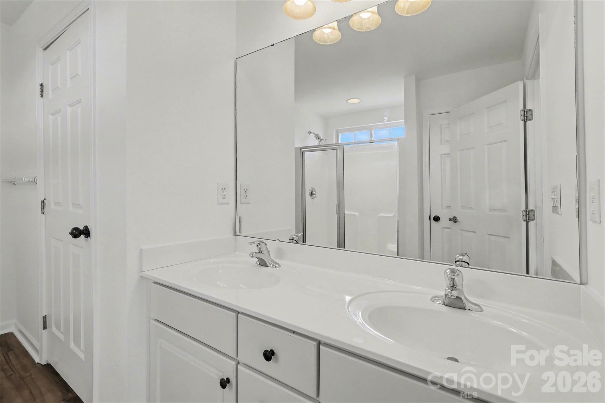 4043 Holly Villa Circle