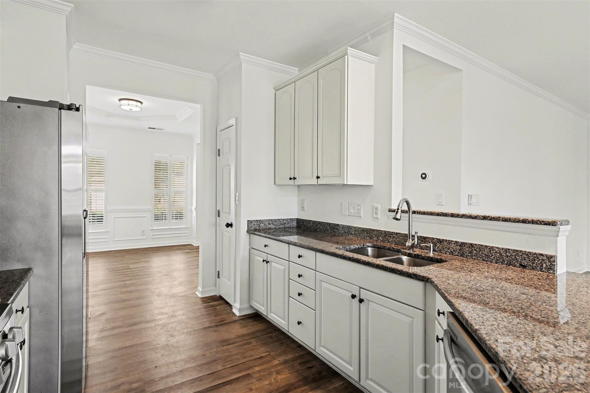 4043 Holly Villa Circle