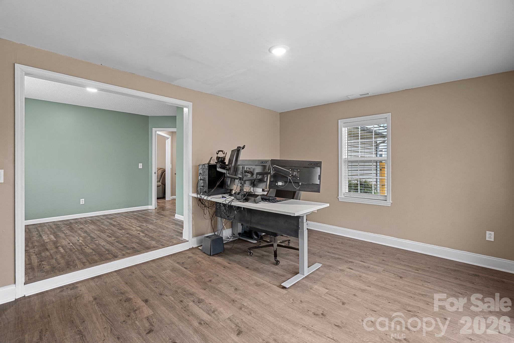 3608 Shadowridge Place NW