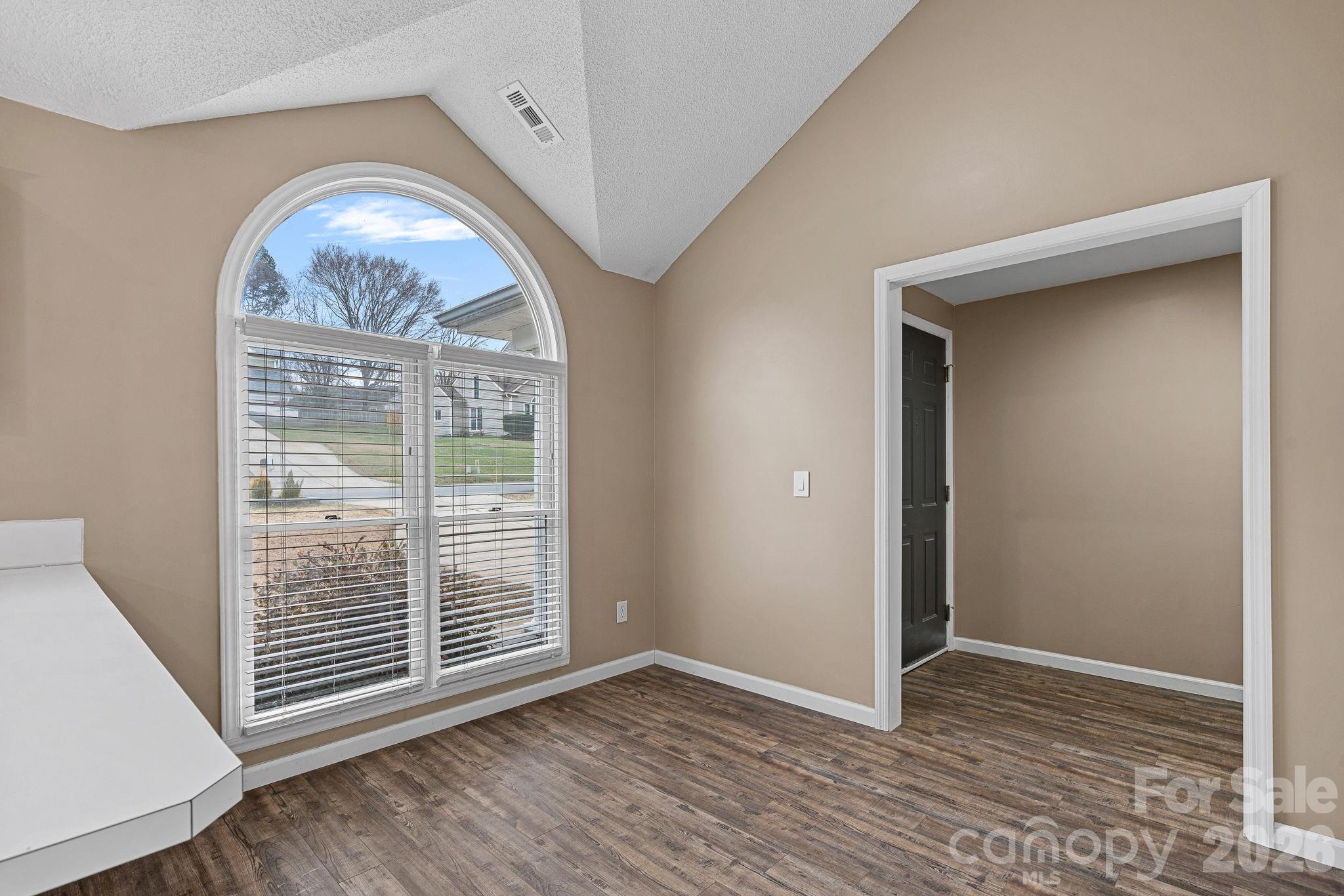 3608 Shadowridge Place NW