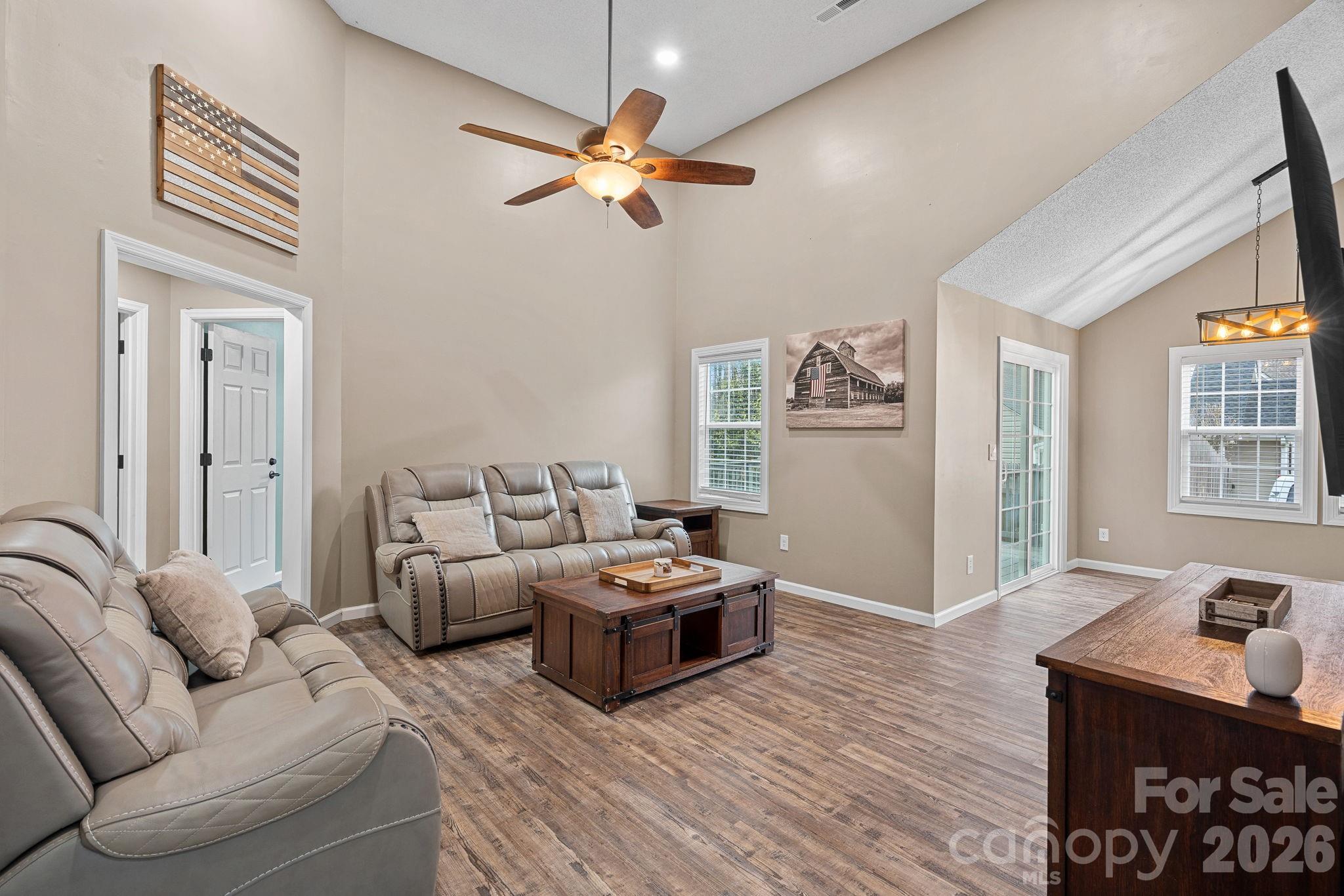 3608 Shadowridge Place NW