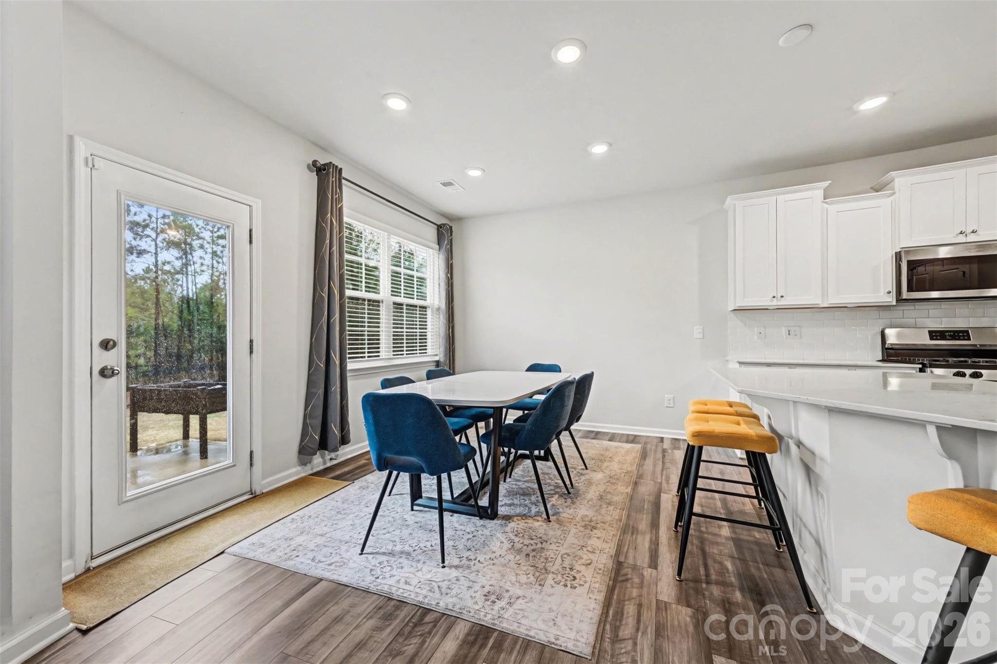 14000 Wooden Snow Trace