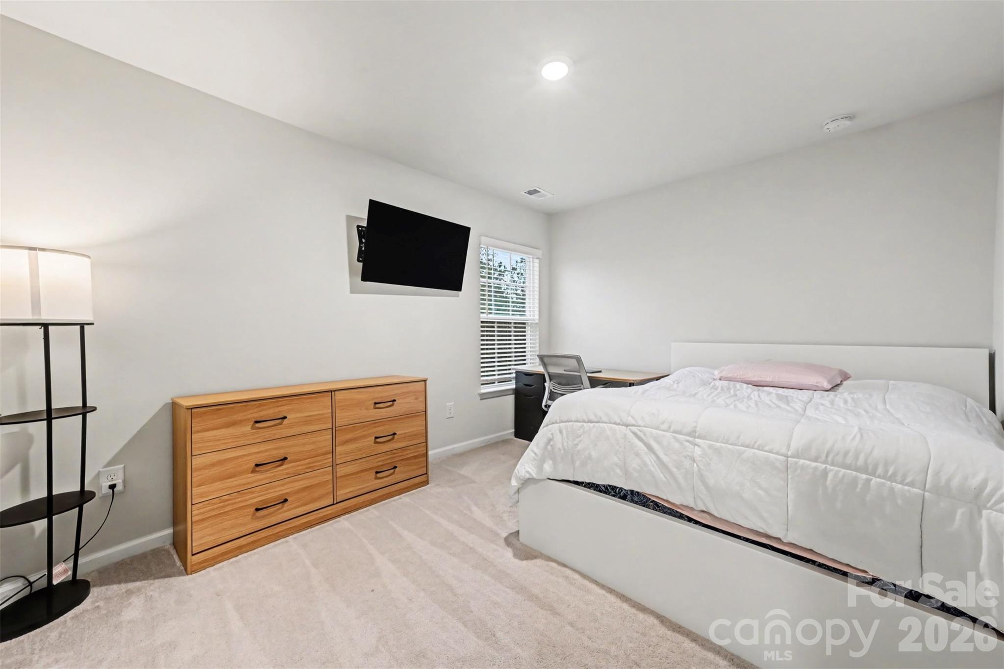 14000 Wooden Snow Trace