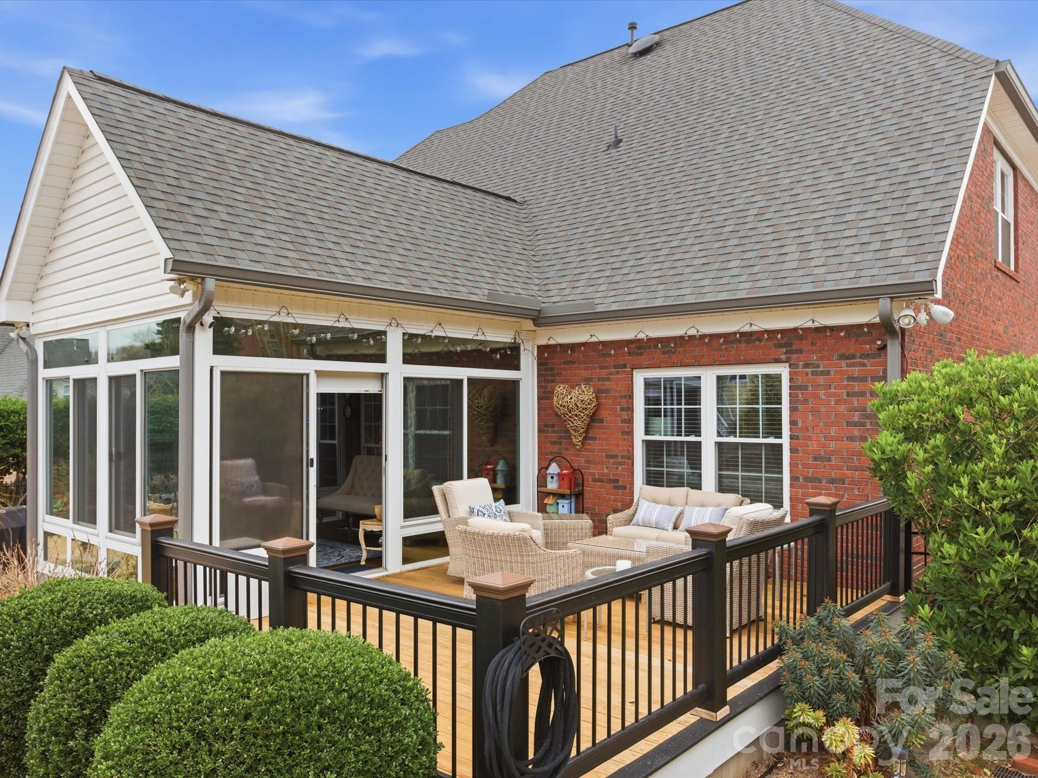 2289 Woodridge Drive